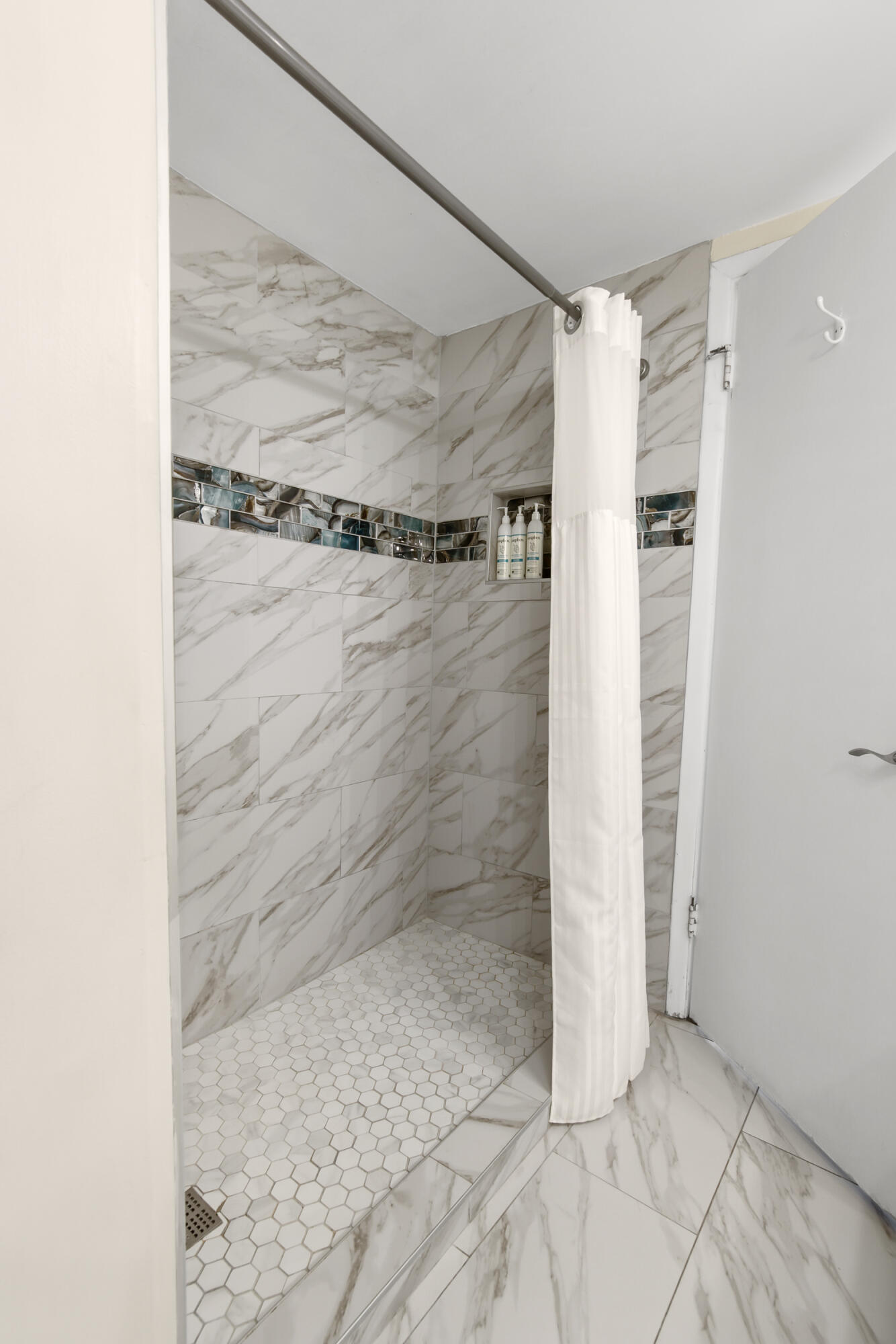 PINNACLE PORT - Residential