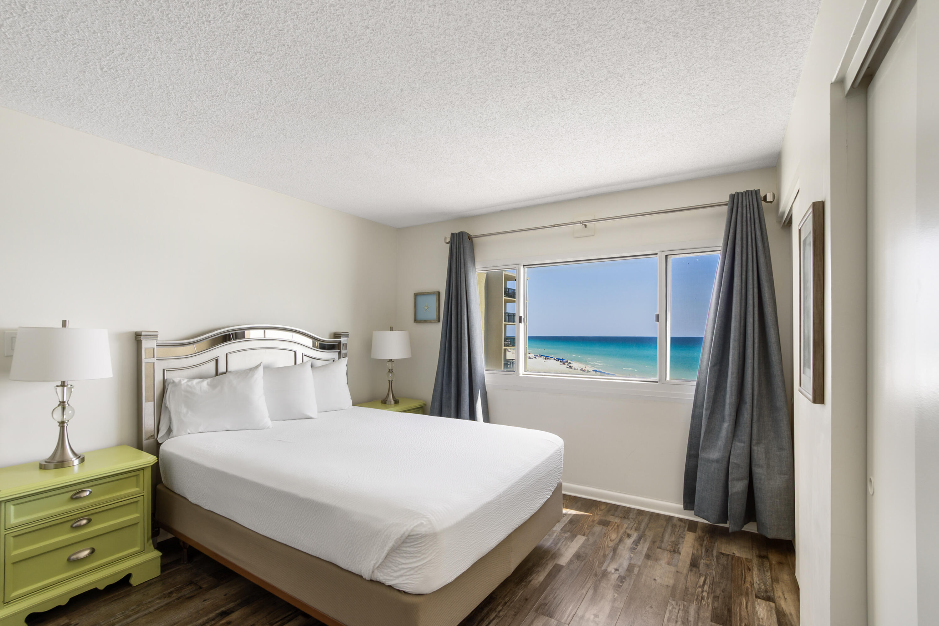 PINNACLE PORT - Residential