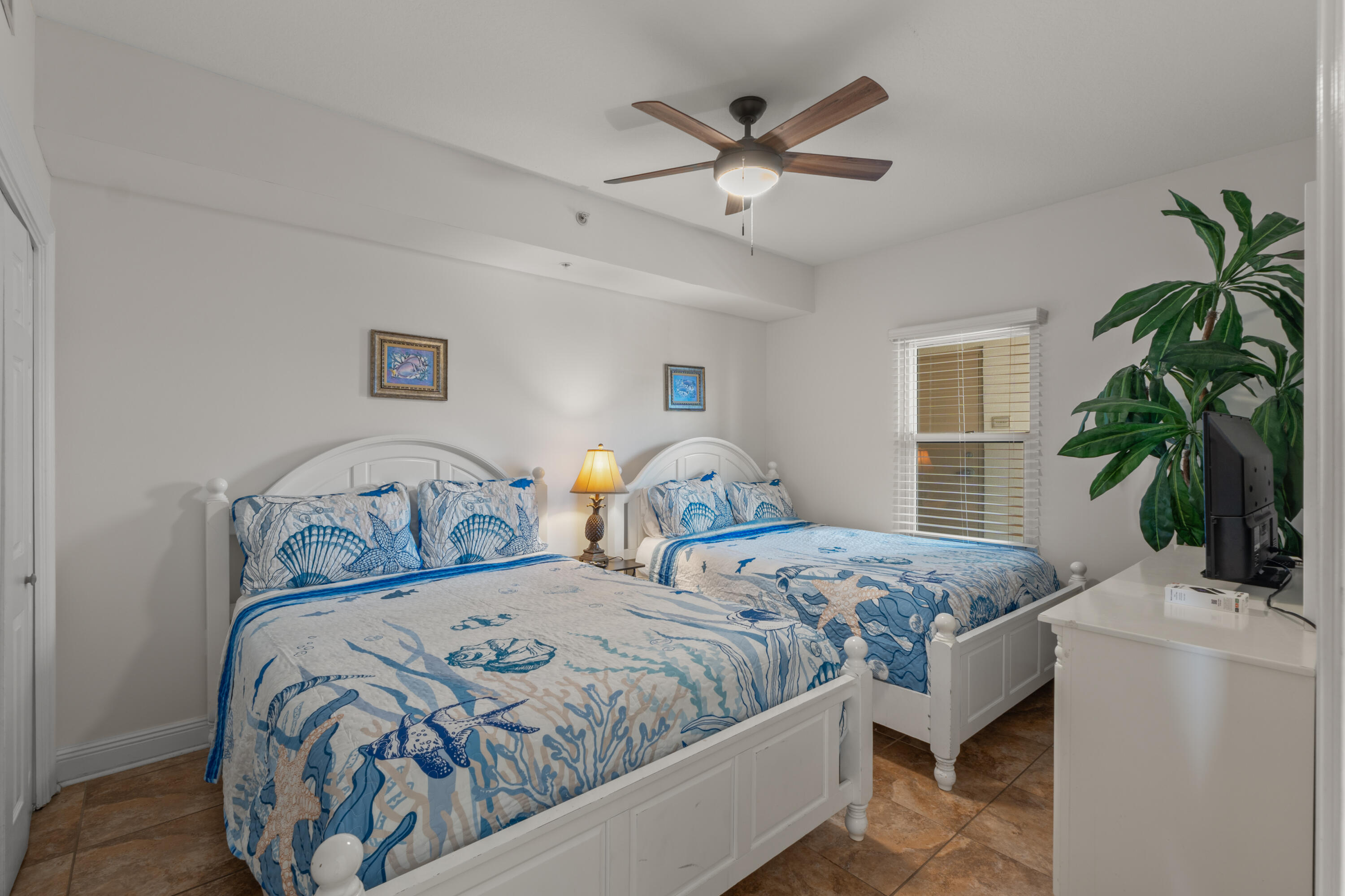 SUMMER PLACE - Residential