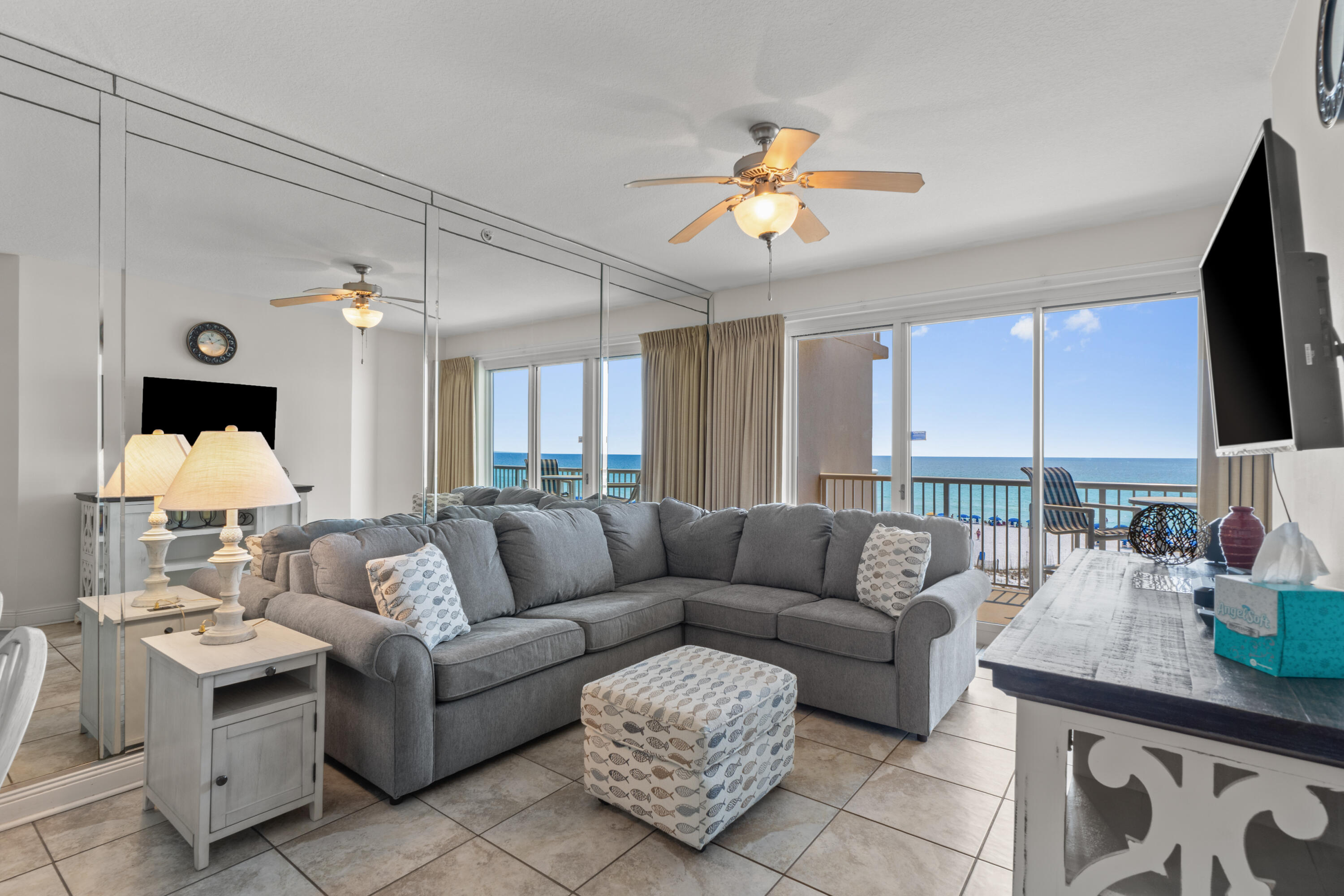 SUMMER PLACE - Residential