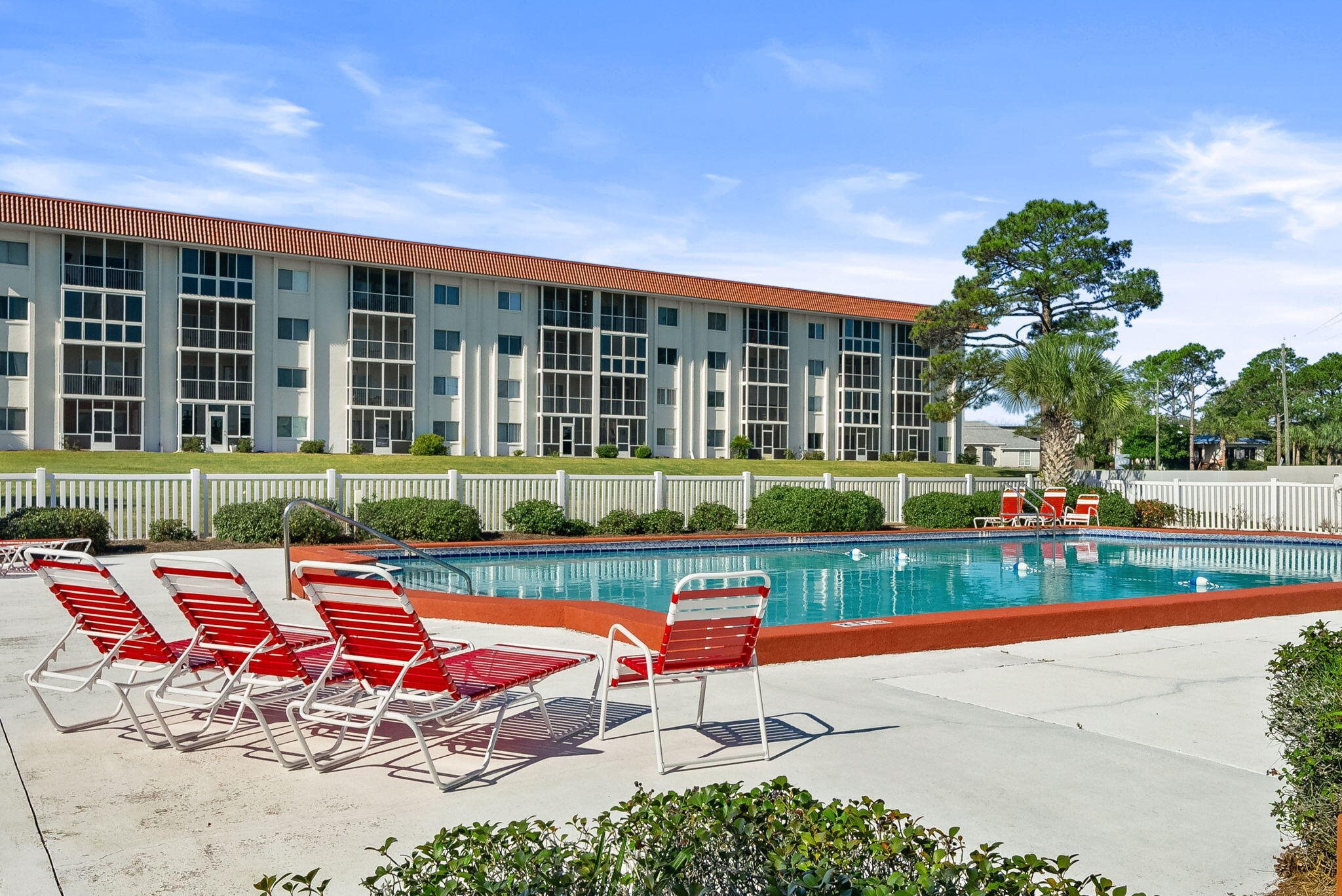 LEISURE 1 CONDO - Residential