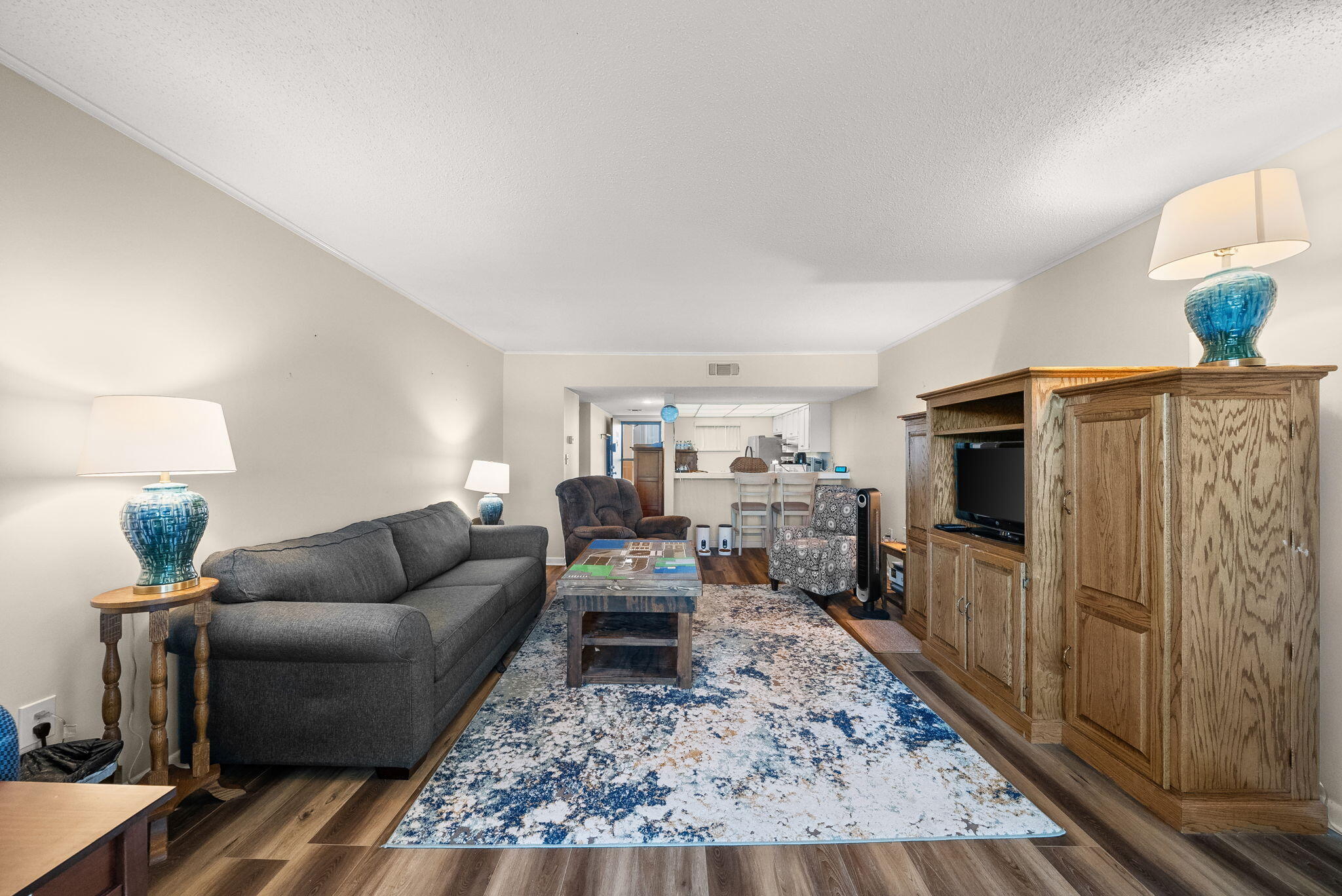 LEISURE 1 CONDO - Residential