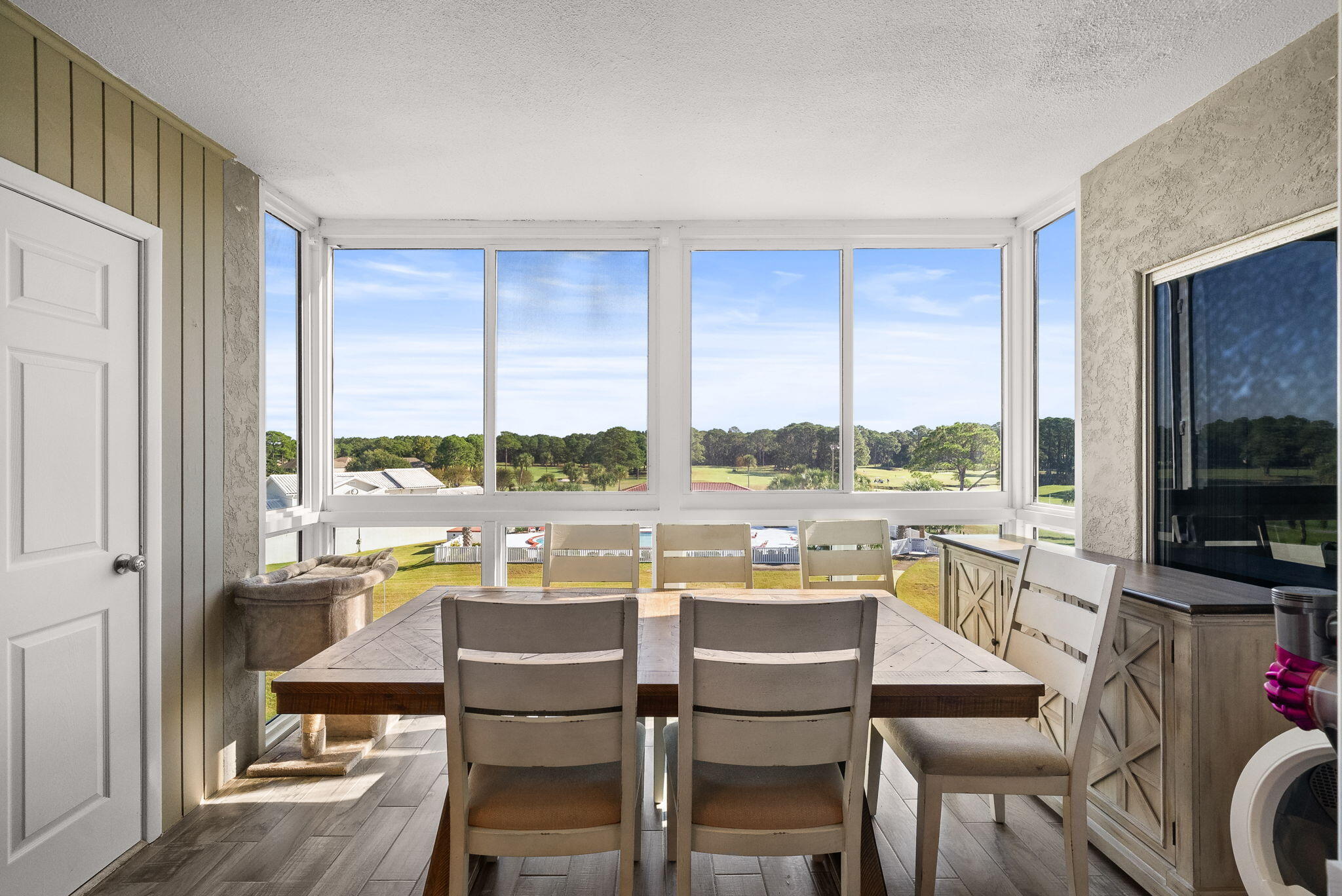 LEISURE 1 CONDO - Residential