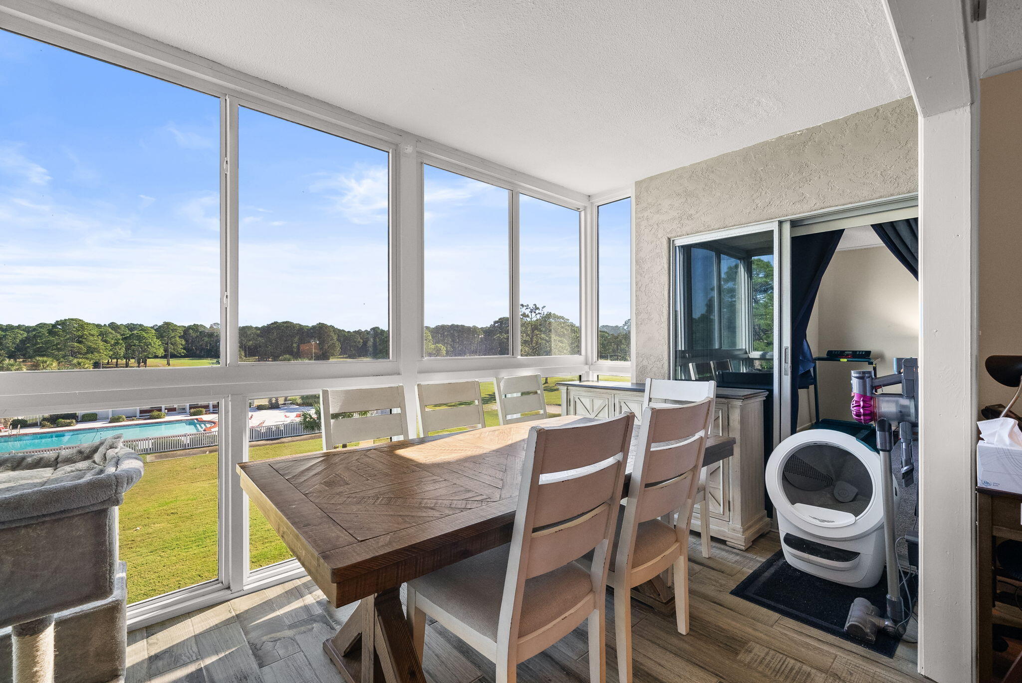 LEISURE 1 CONDO - Residential