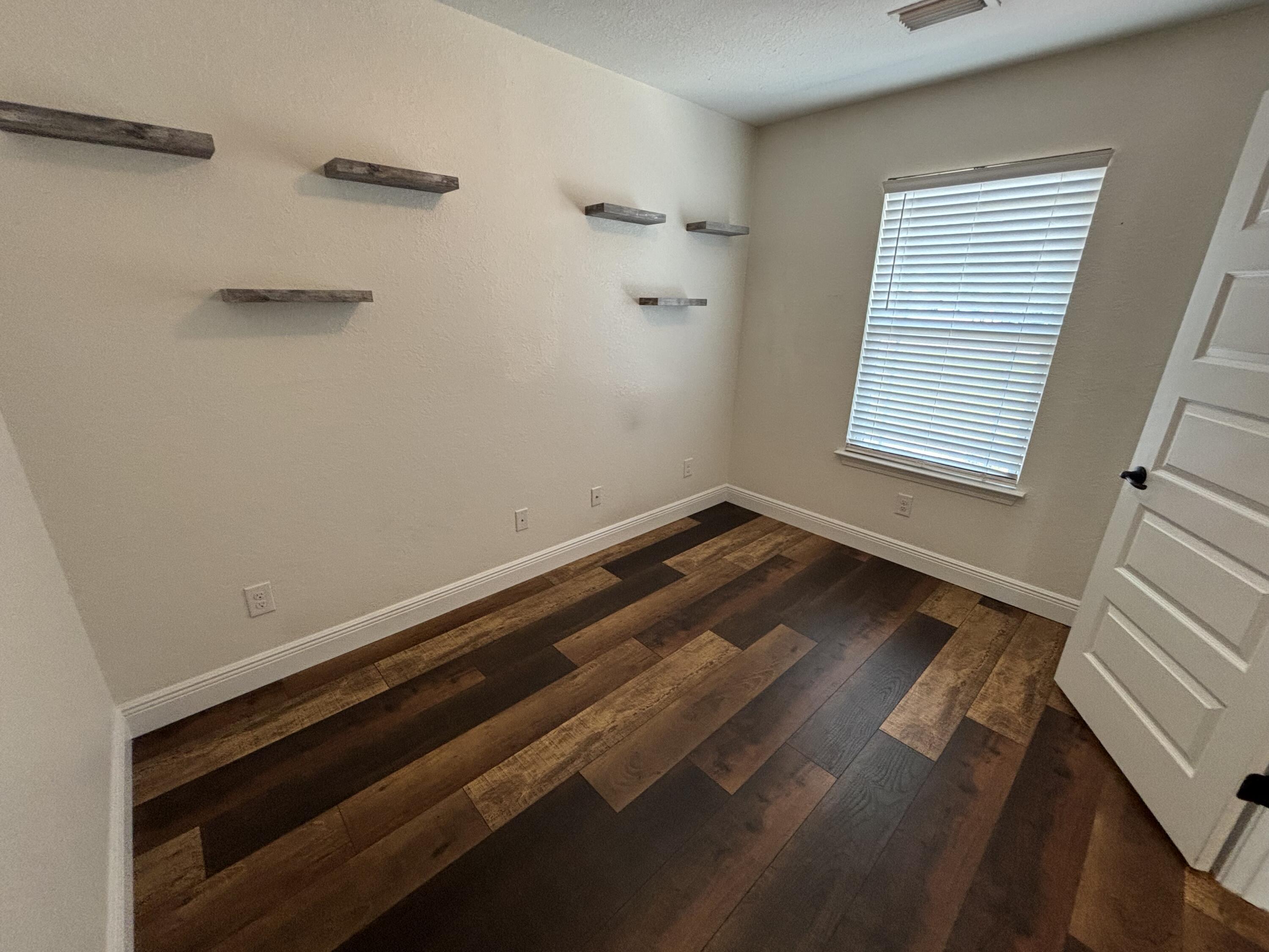 NO RECORDED SUBDIVISION - Residential Lease