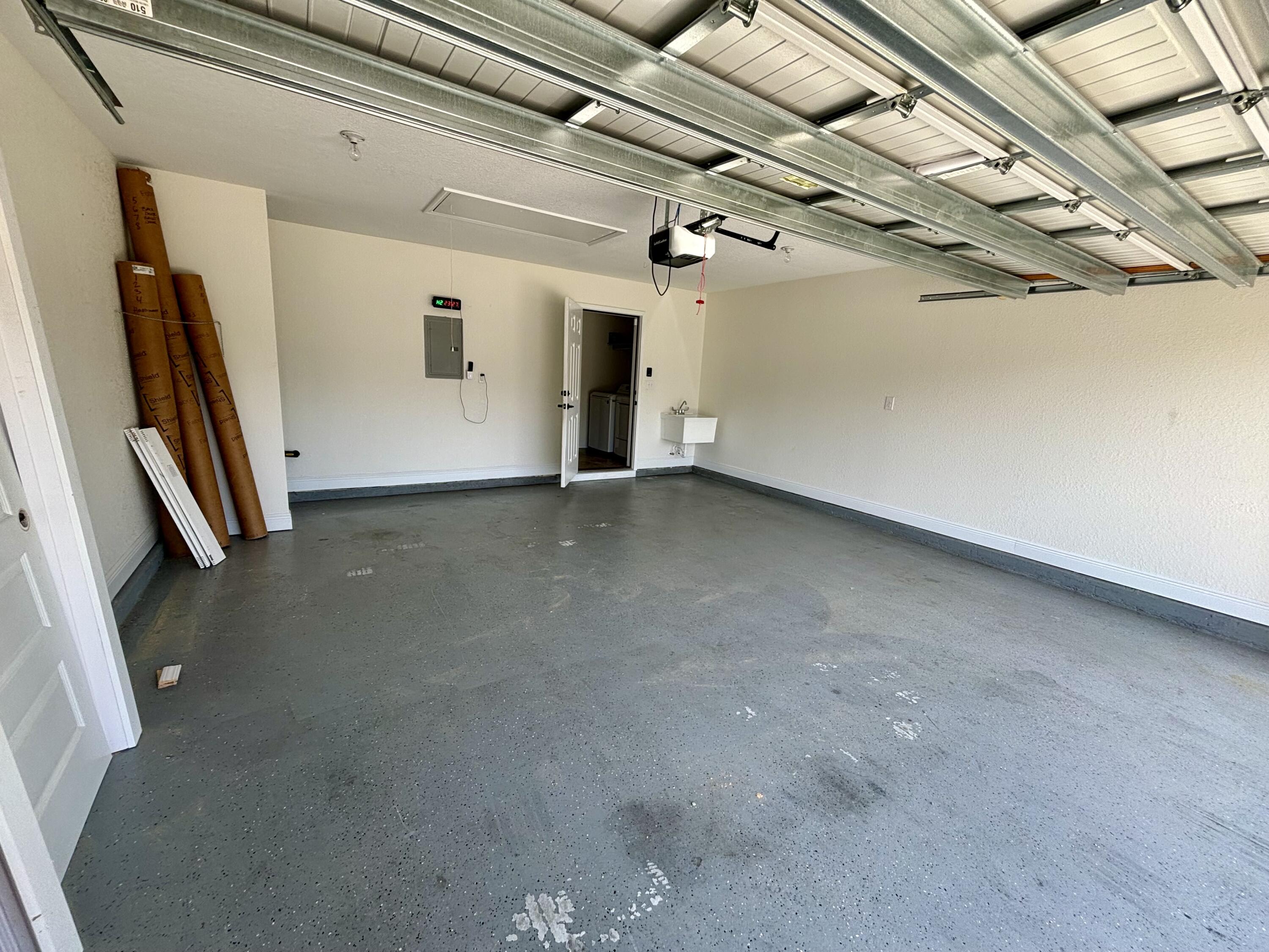 NO RECORDED SUBDIVISION - Residential Lease