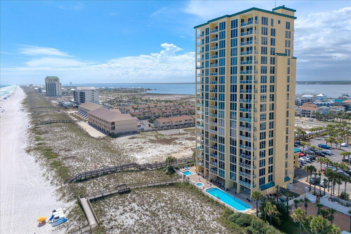 CARIBBEAN RESORT - Residential