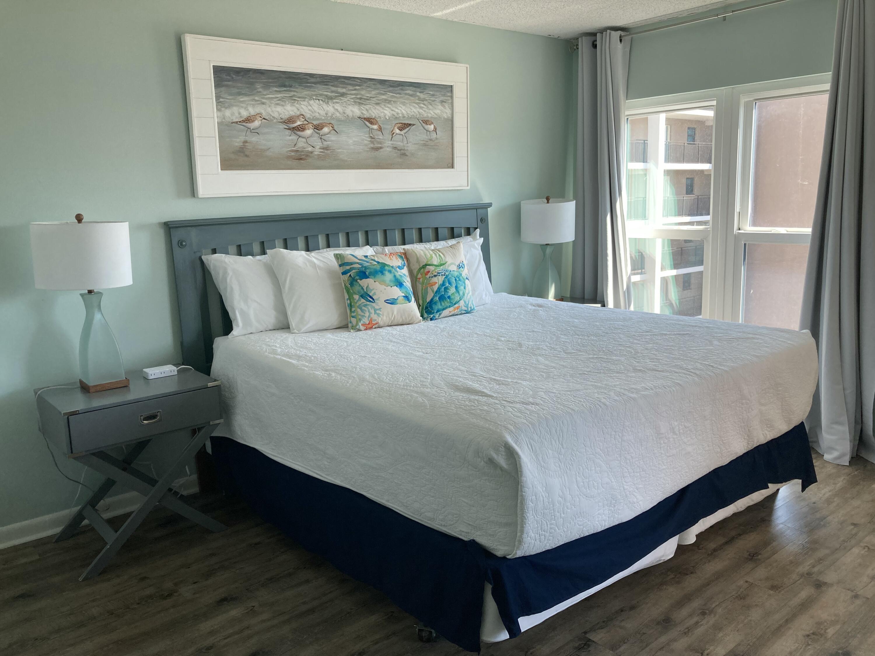 Emerald Isle - Residential