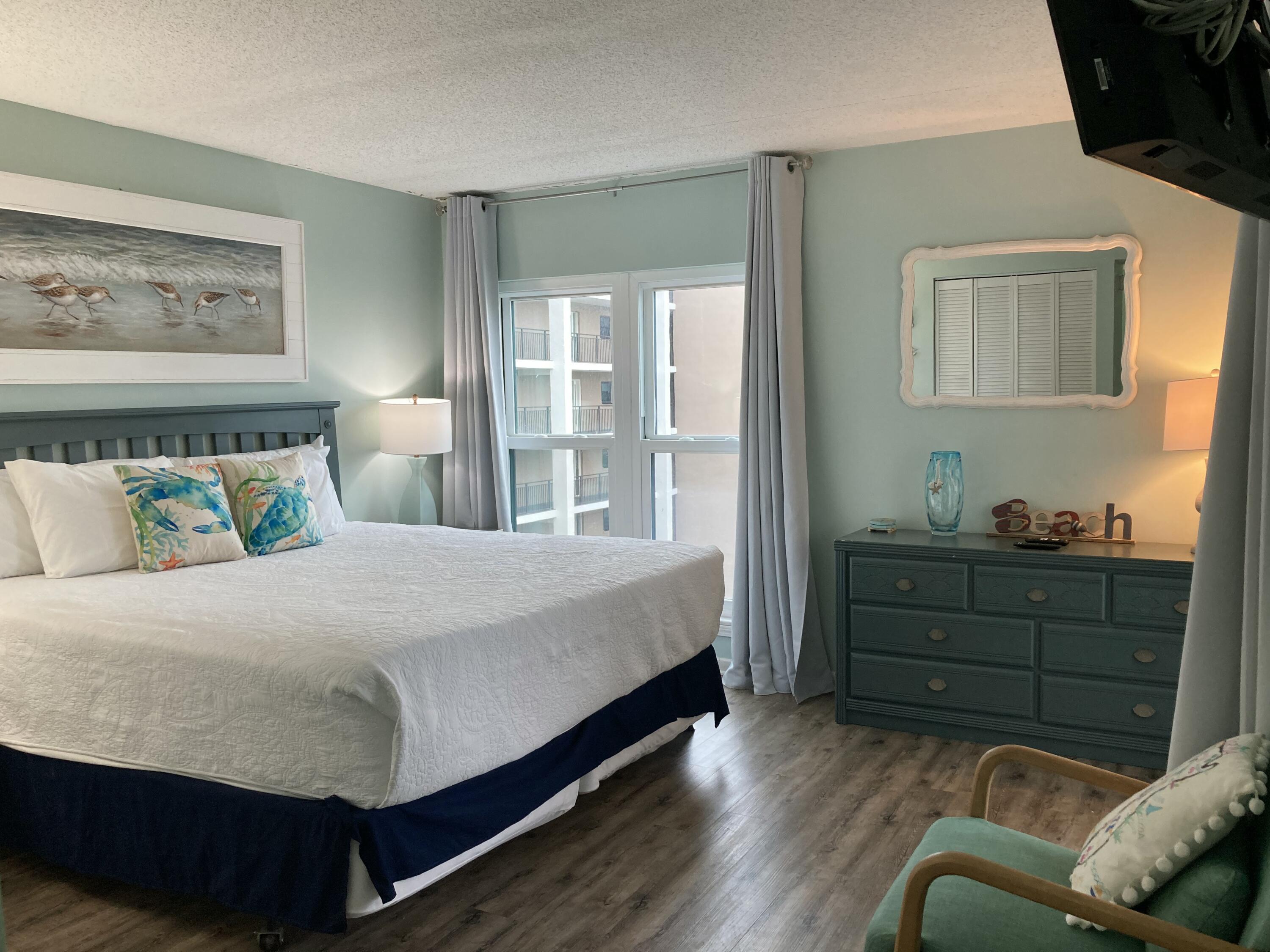 Emerald Isle - Residential