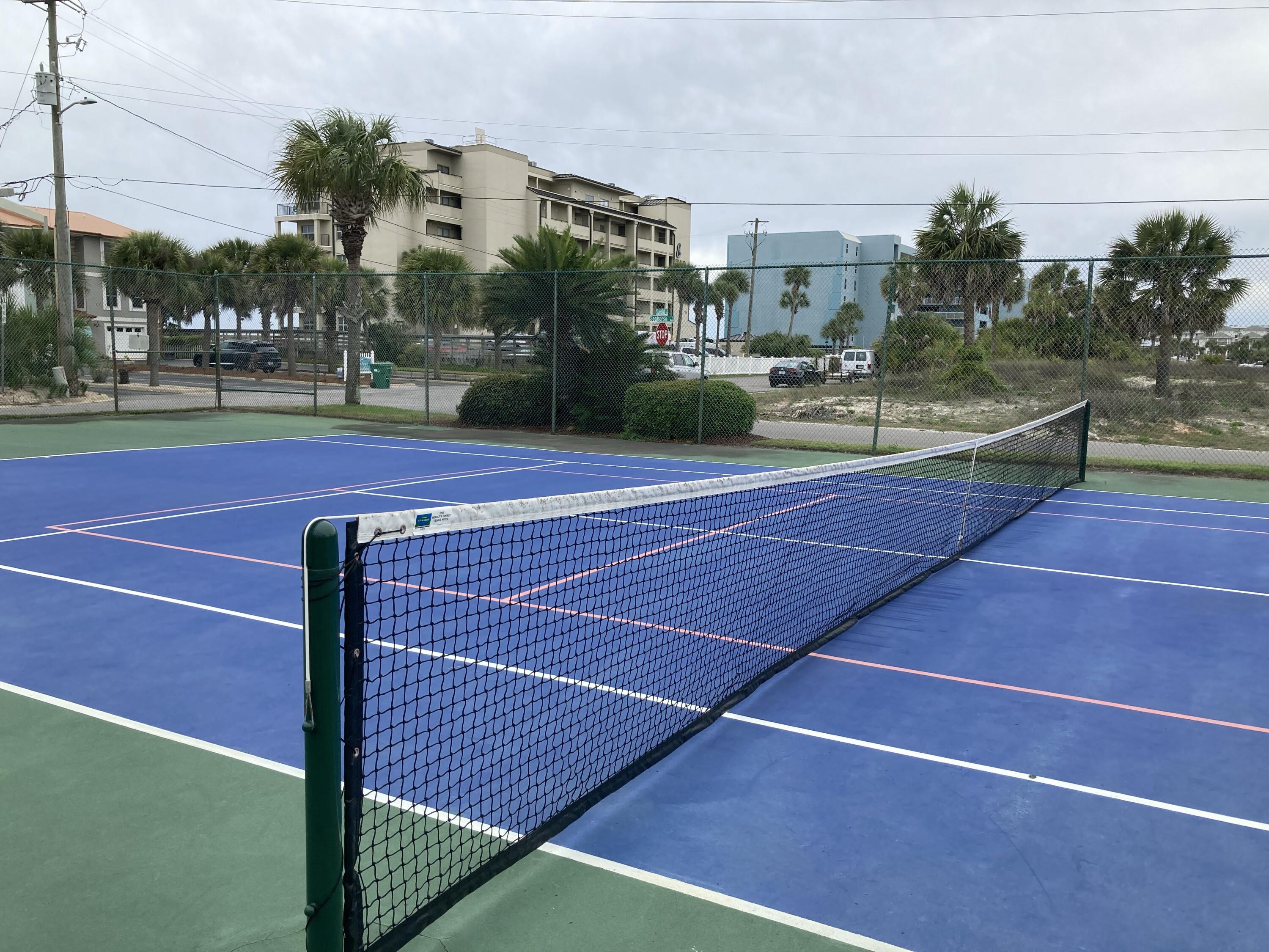 Emerald Isle - Residential