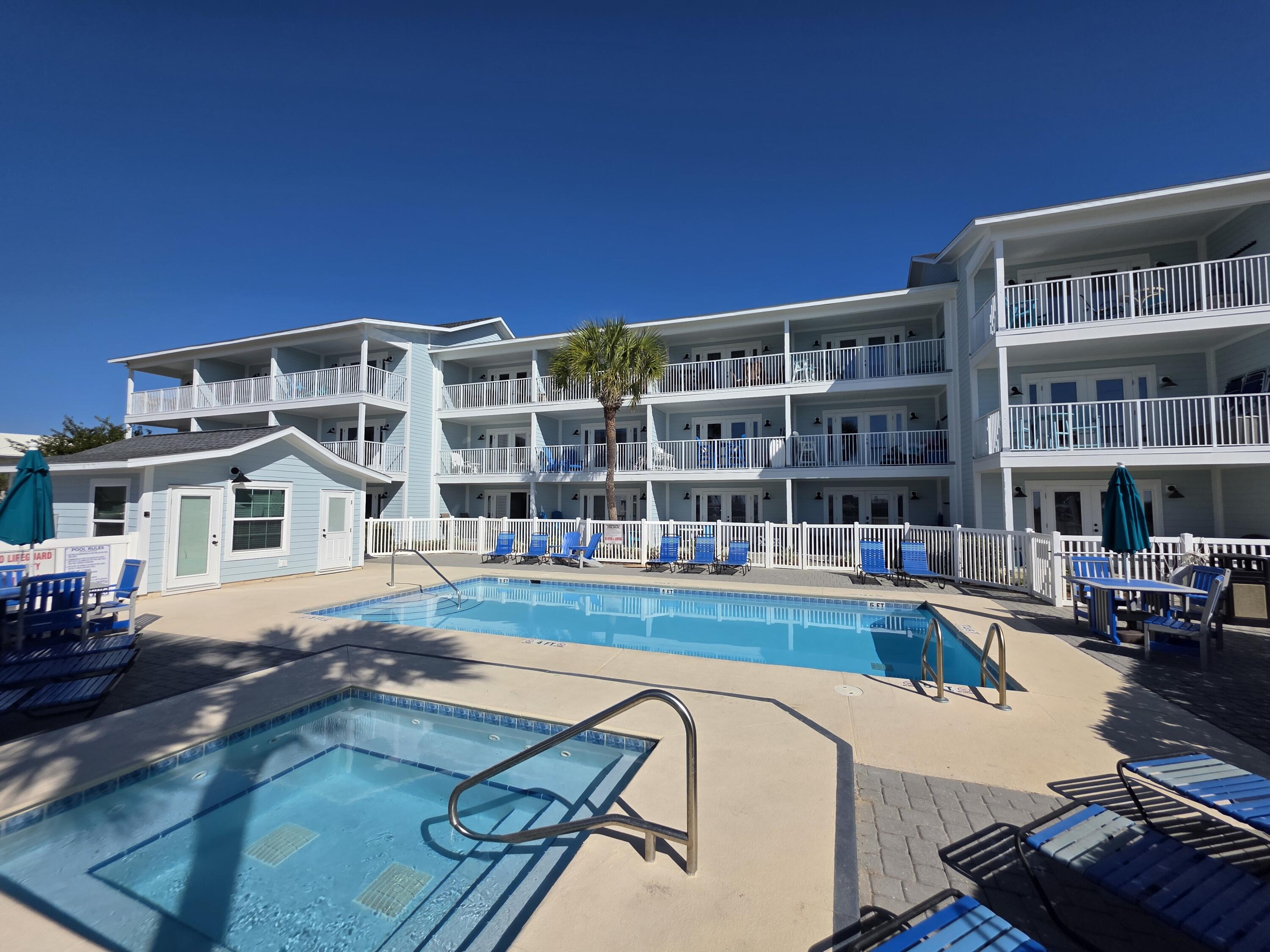SUMMERSPELL CONDO - Residential