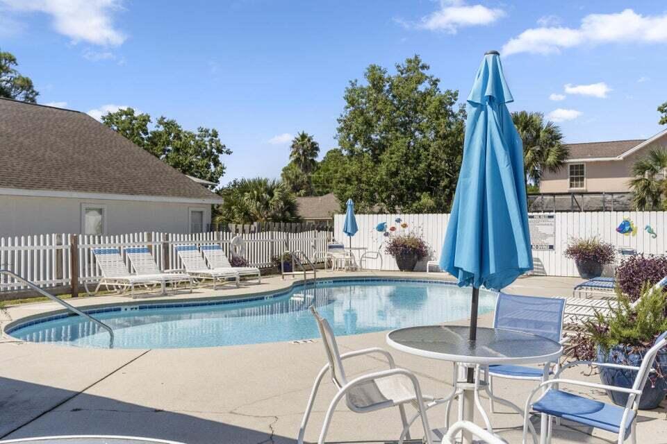 HIDDEN HARBOR ESTATES - Residential Lease