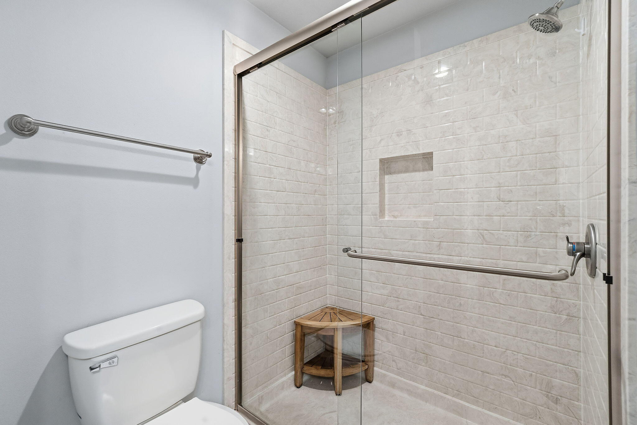 HOLLEY BY THE SEA - Residential