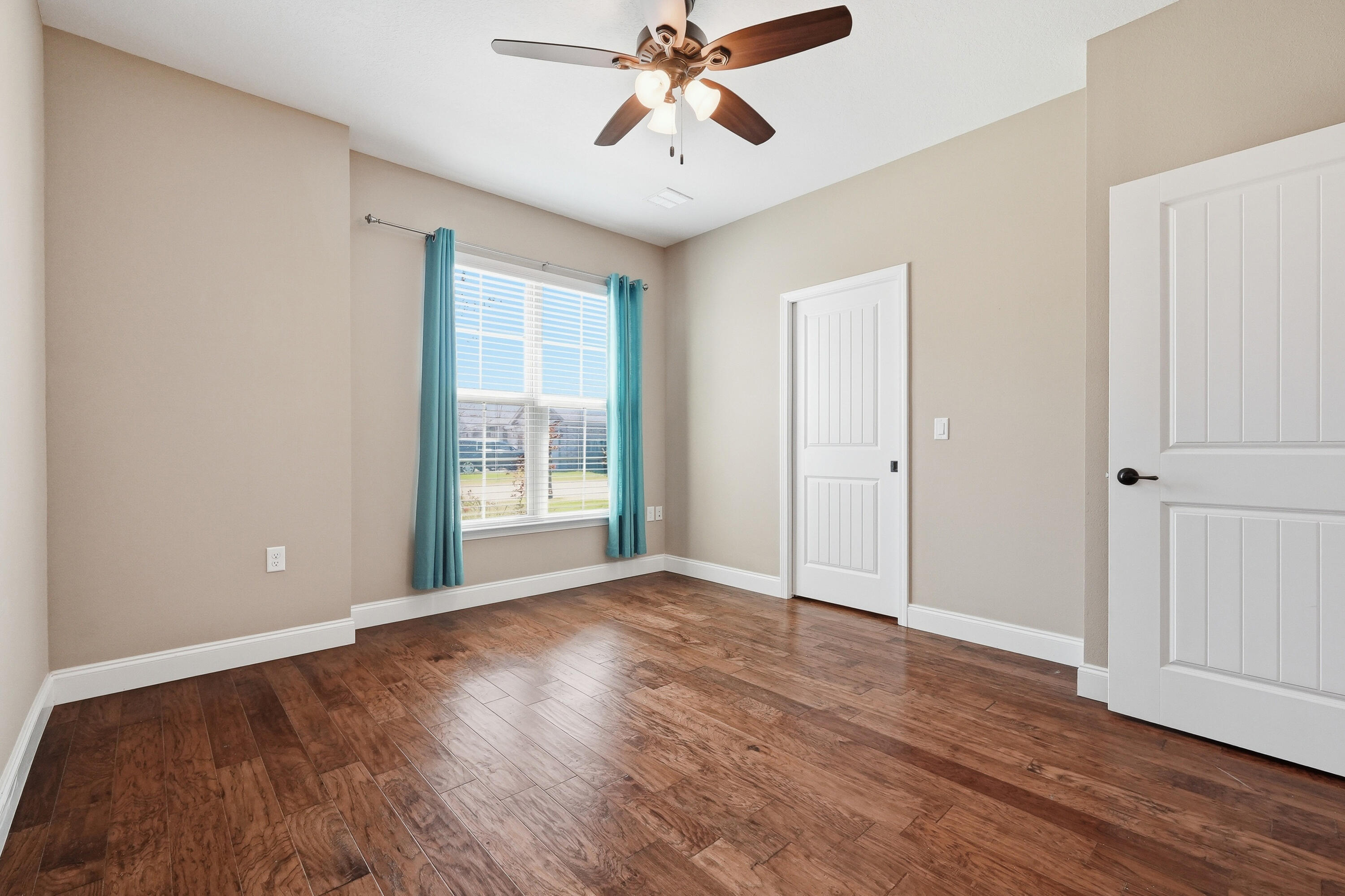 MAJESTIC OAKS AT OCEAN CITY - Residential Lease