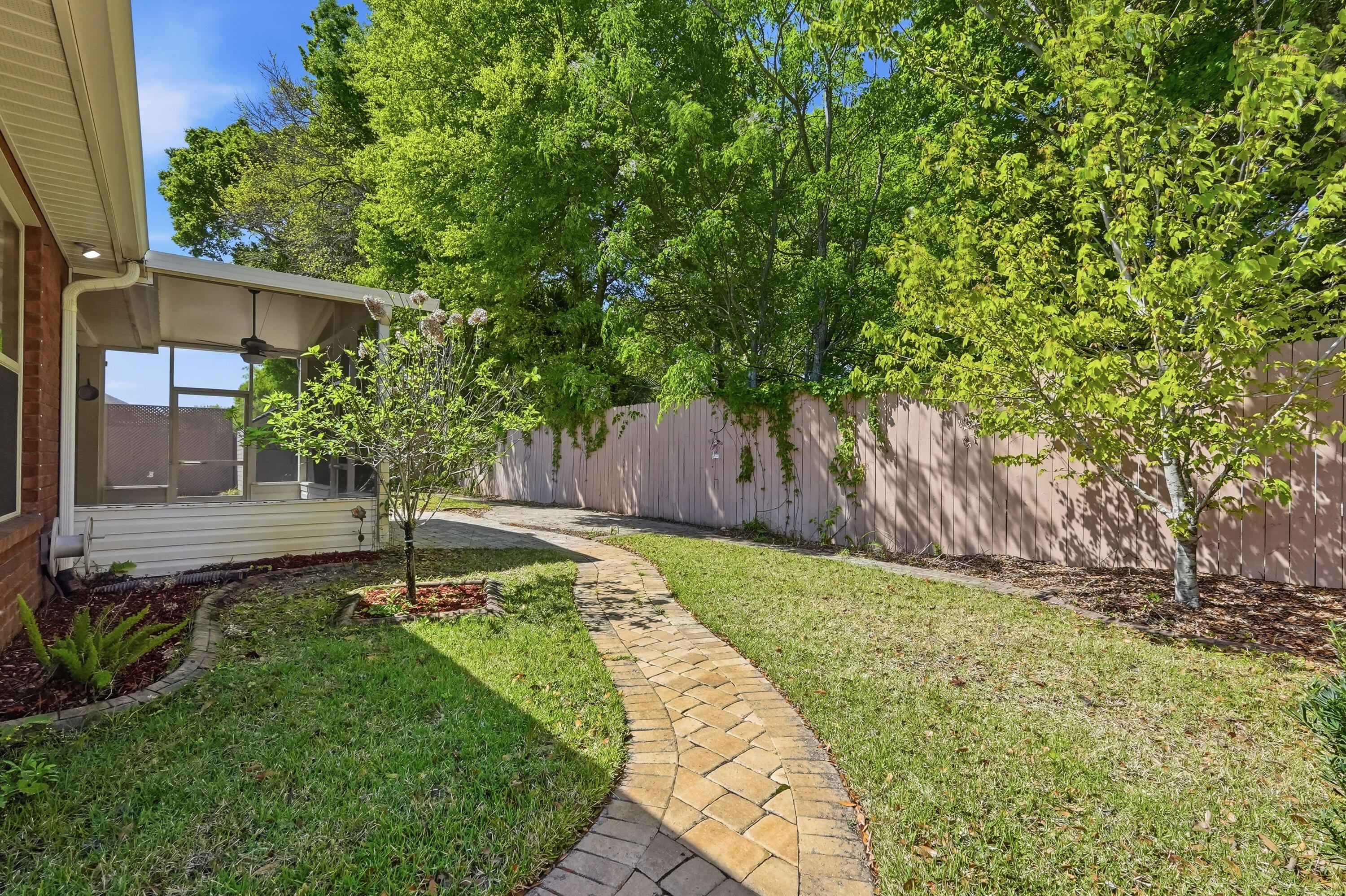 MAJESTIC OAKS AT OCEAN CITY - Residential Lease