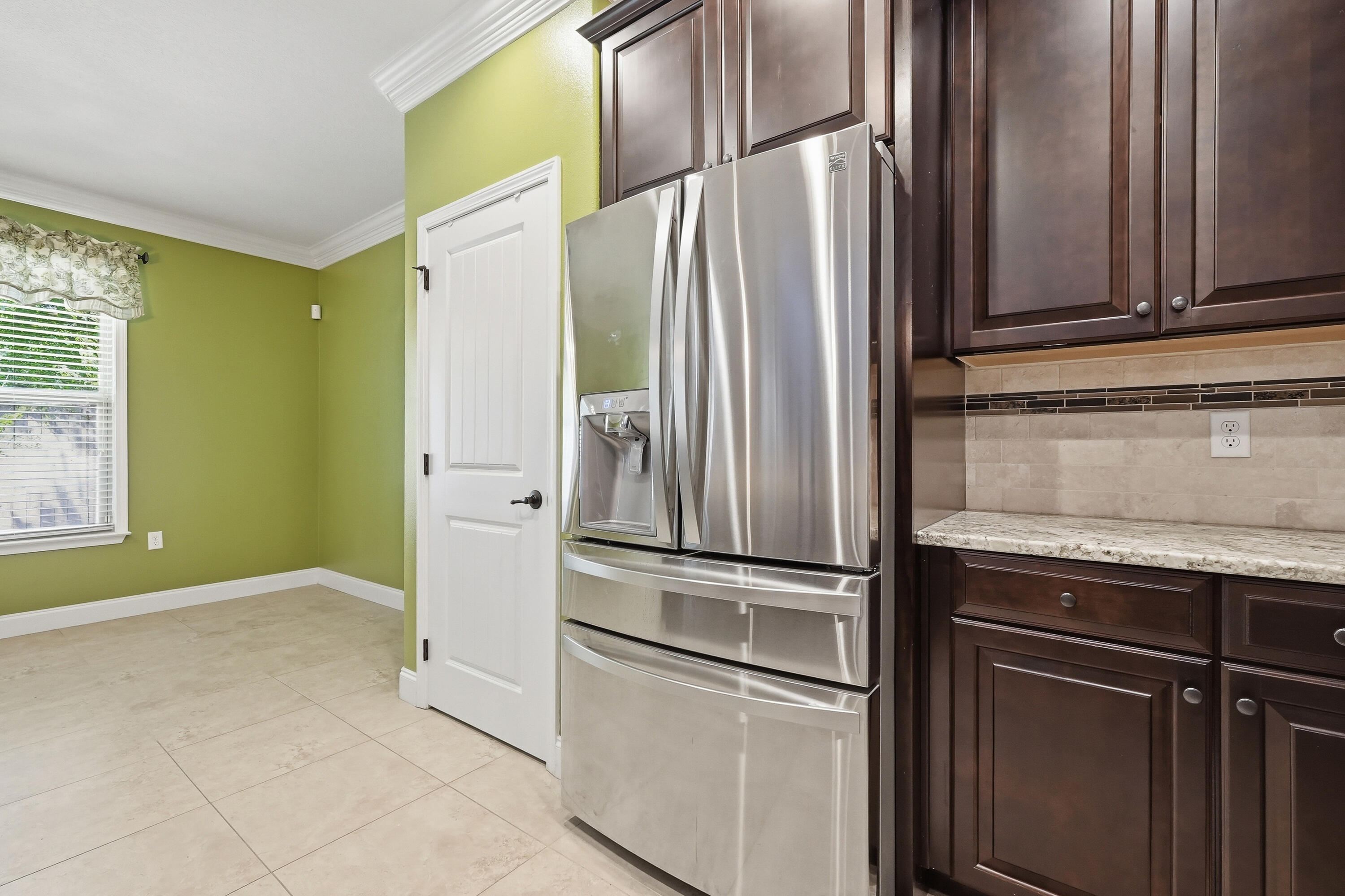 MAJESTIC OAKS AT OCEAN CITY - Residential Lease