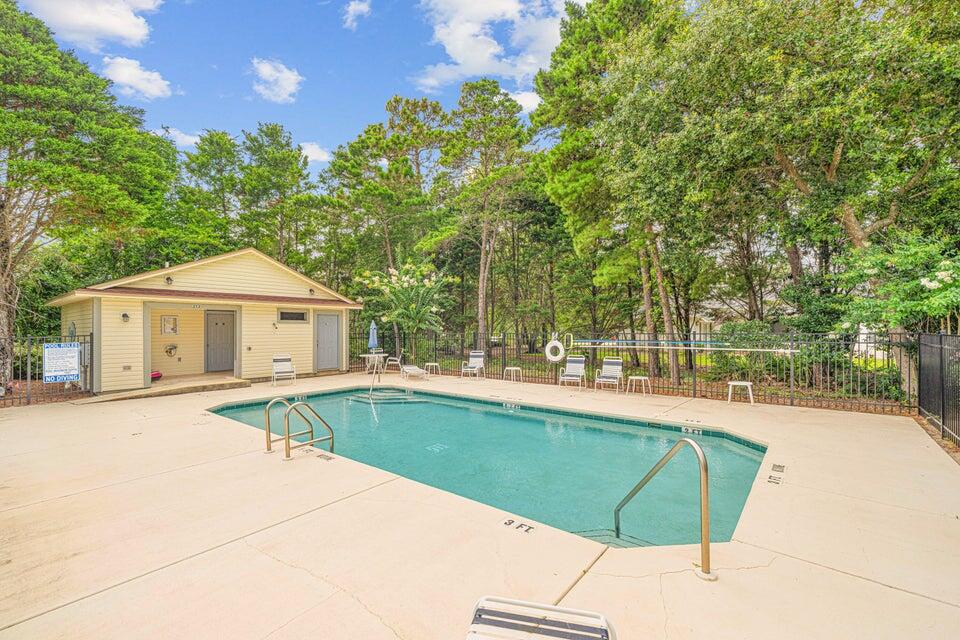 ESCADA - Residential Lease