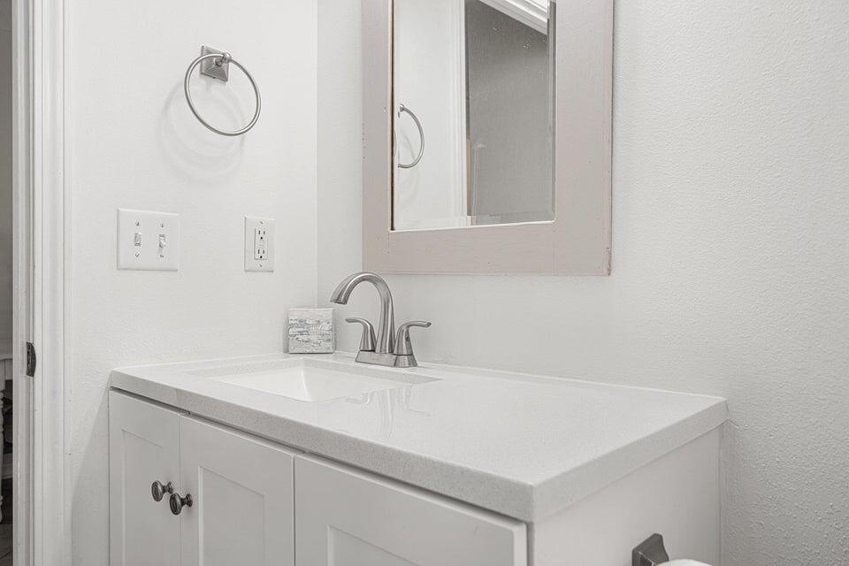 ESCADA - Residential Lease