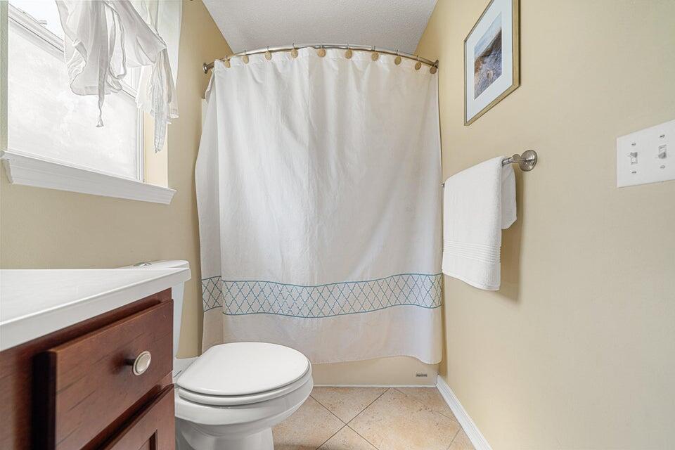 ESCADA - Residential Lease