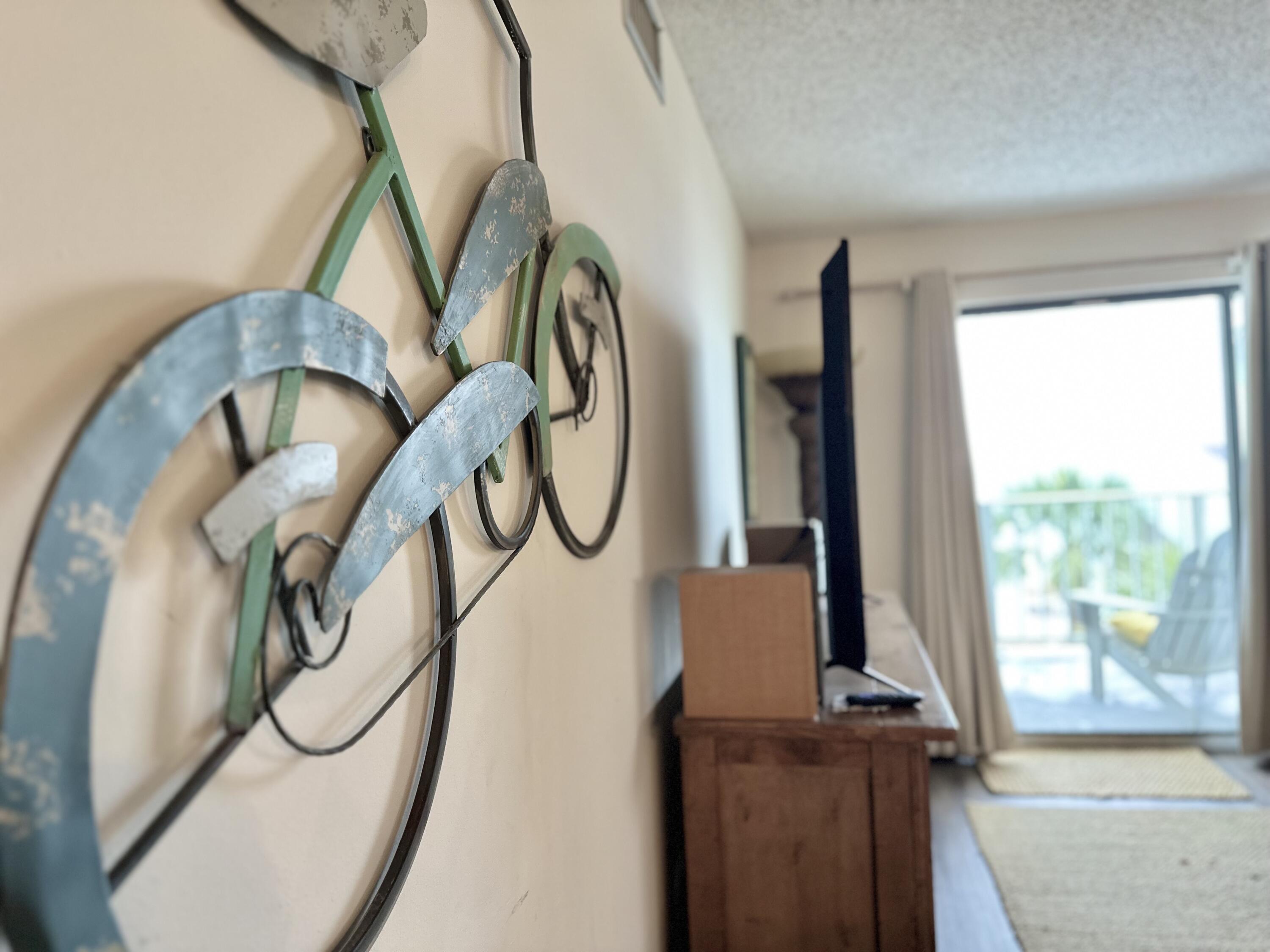 REGENCY TOWERS - Residential