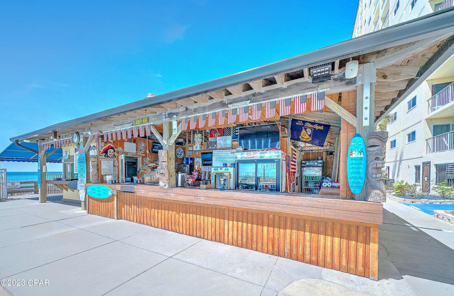 REGENCY TOWERS - Residential