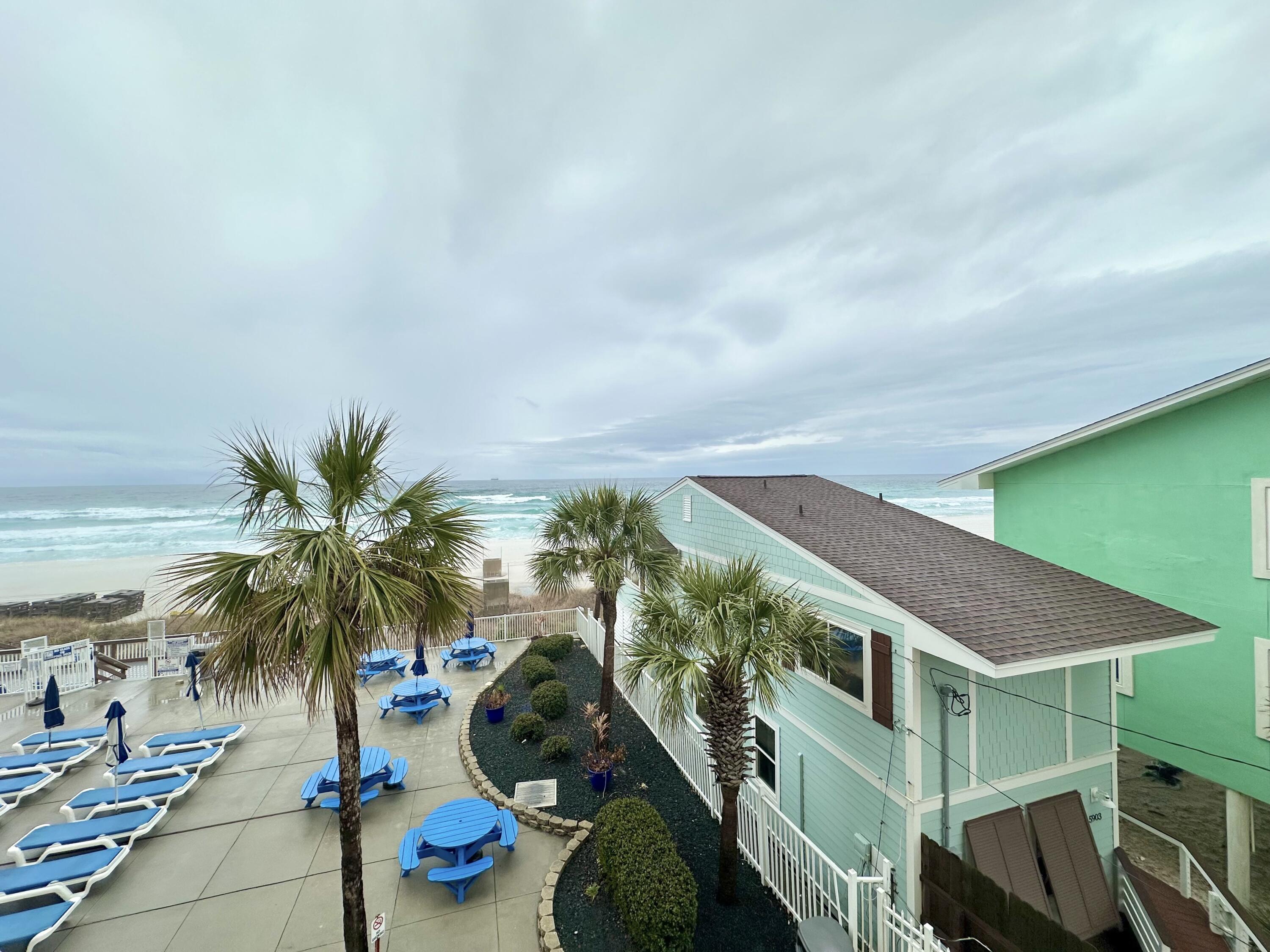 REGENCY TOWERS - Residential