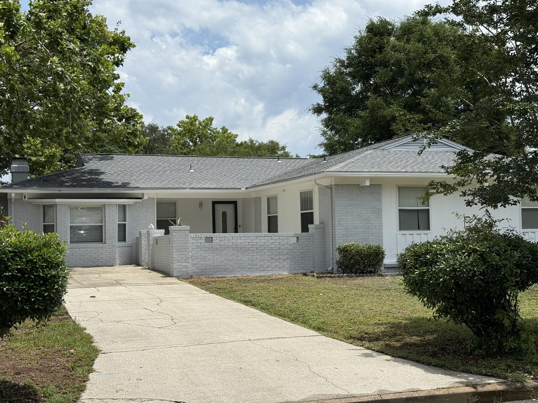 PALM ESTATES UNIT 2 - Residential Lease