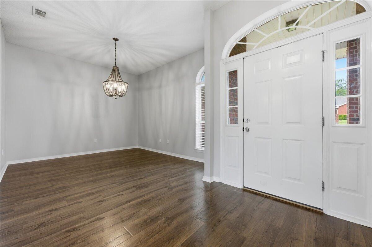 ALICIA PLACE - Residential