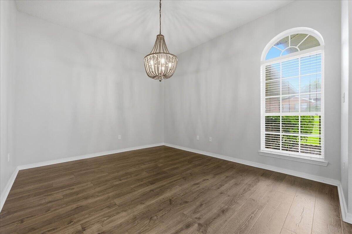 ALICIA PLACE - Residential