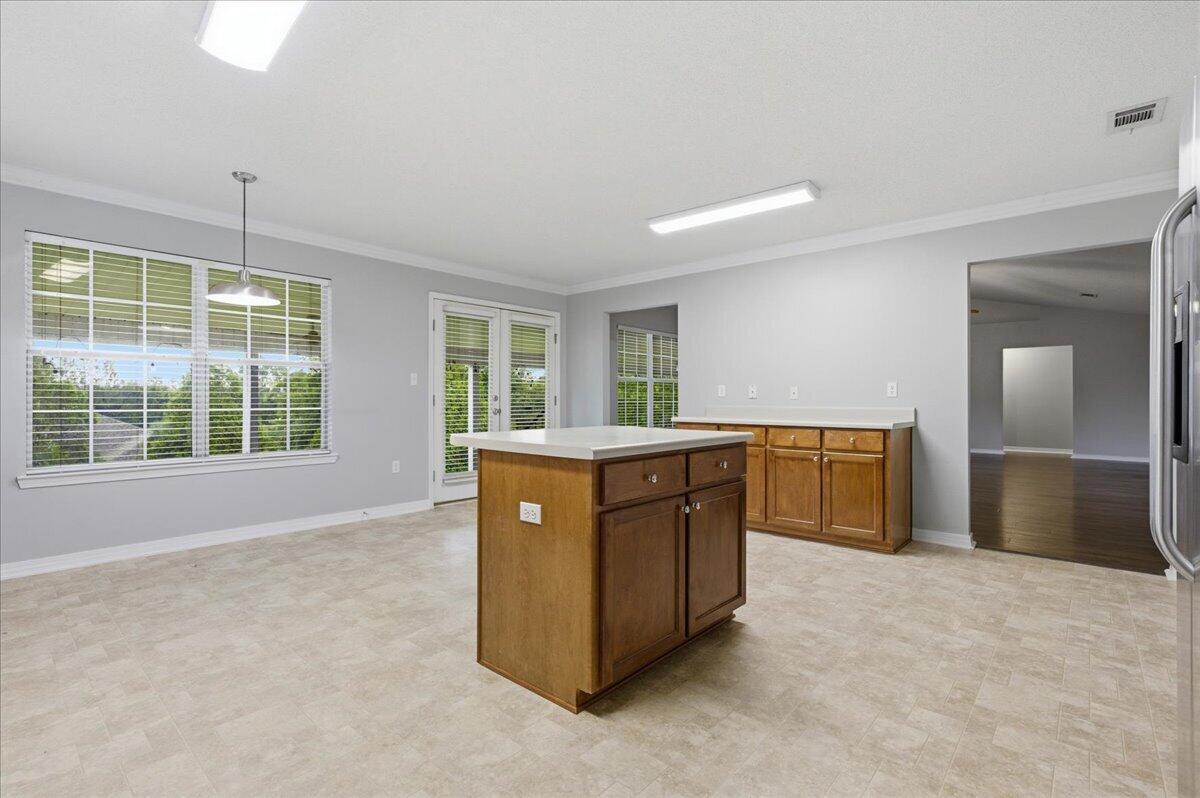 ALICIA PLACE - Residential