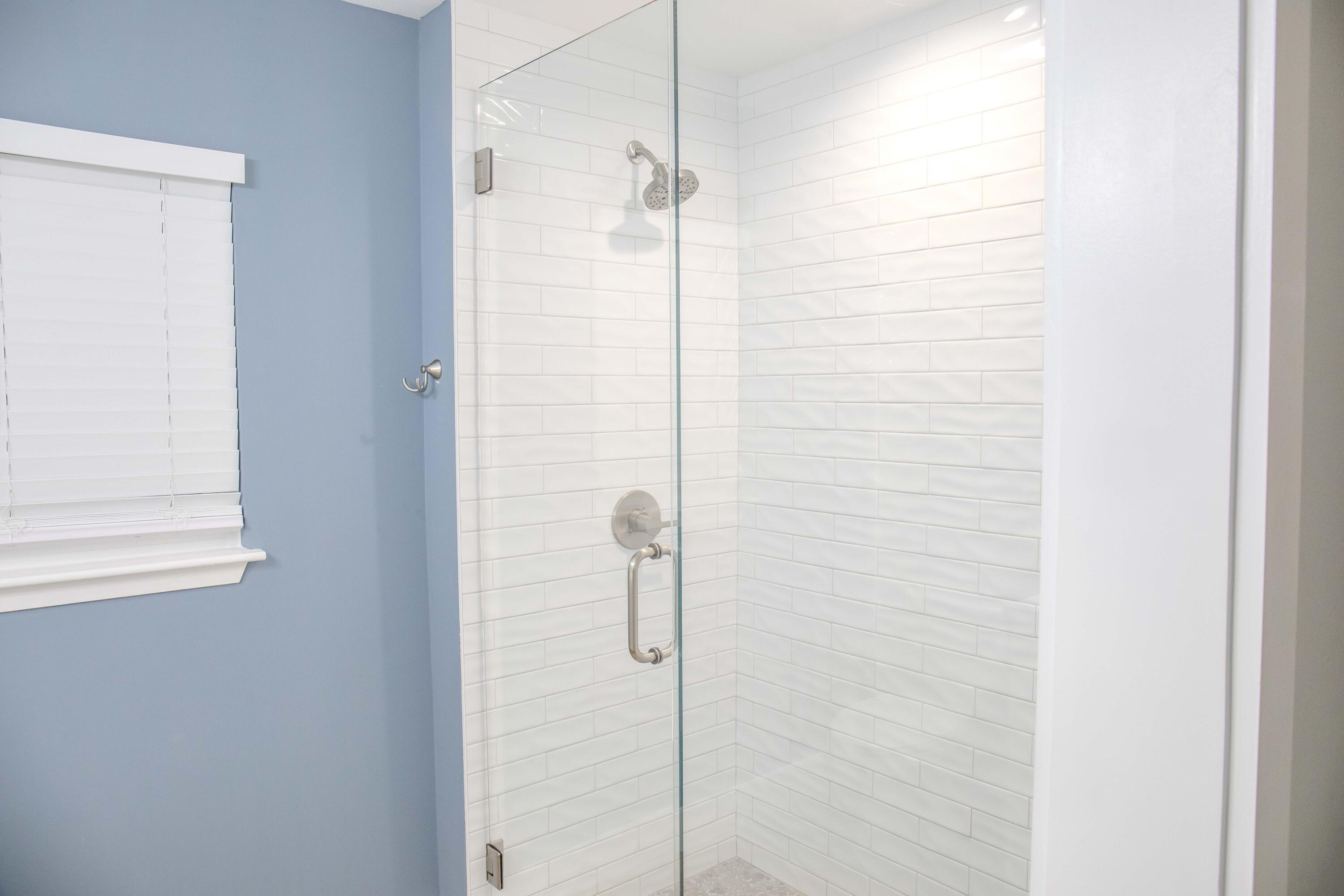 HARBOUR POINT CONDO - Residential