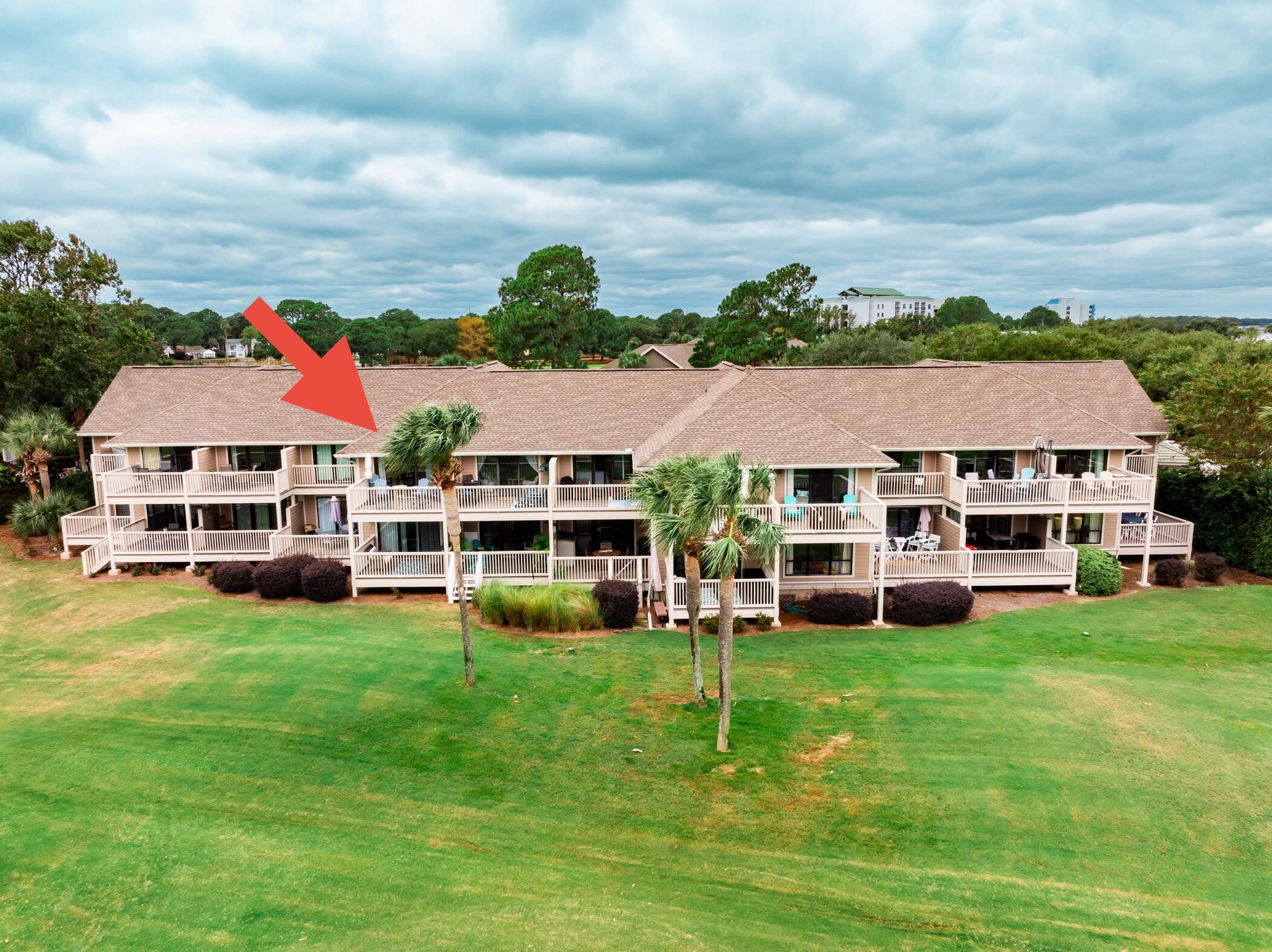 HARBOUR POINT CONDO - Residential