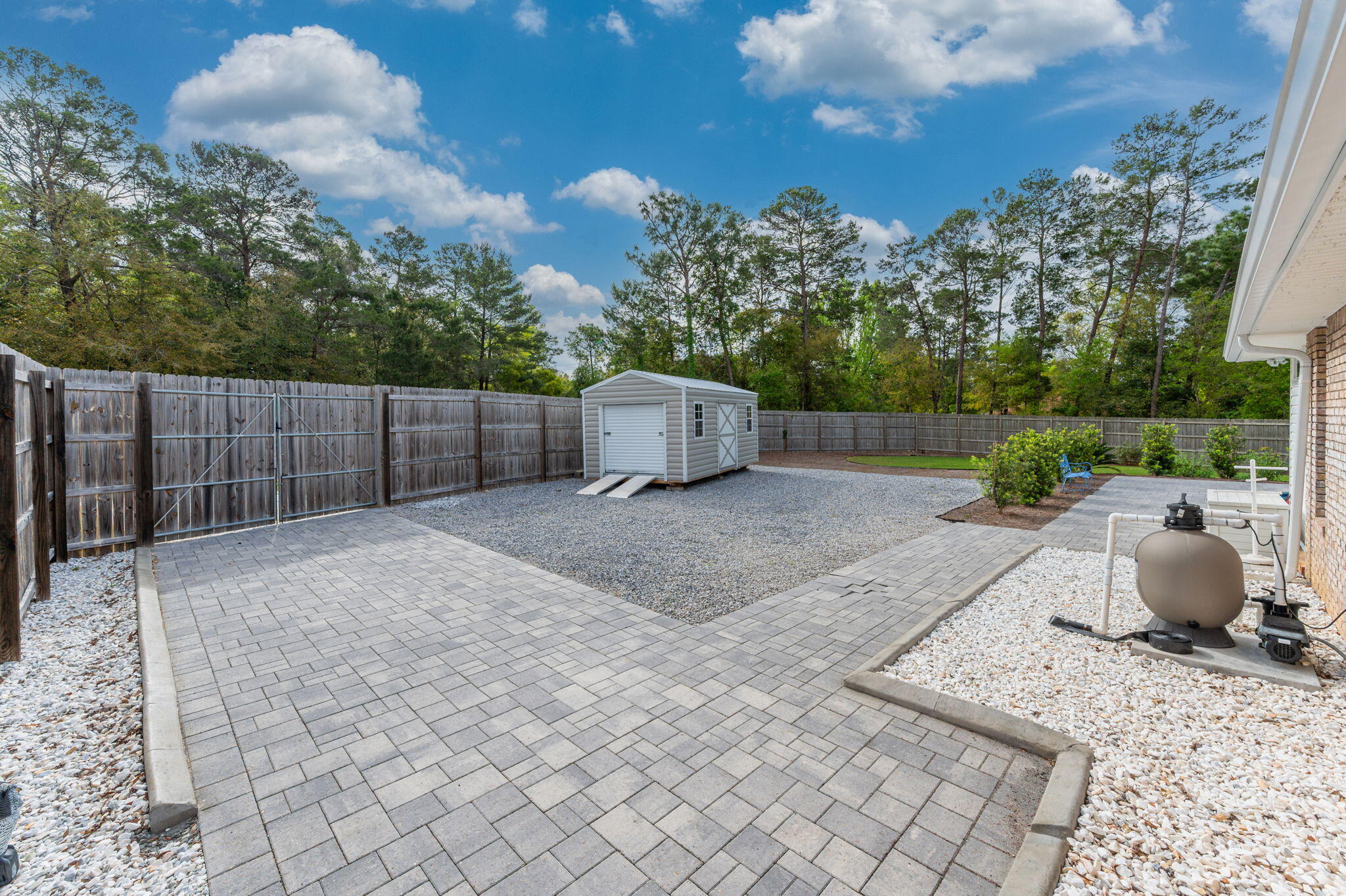 ROCKY BAYOU ESTATES 10B - Residential