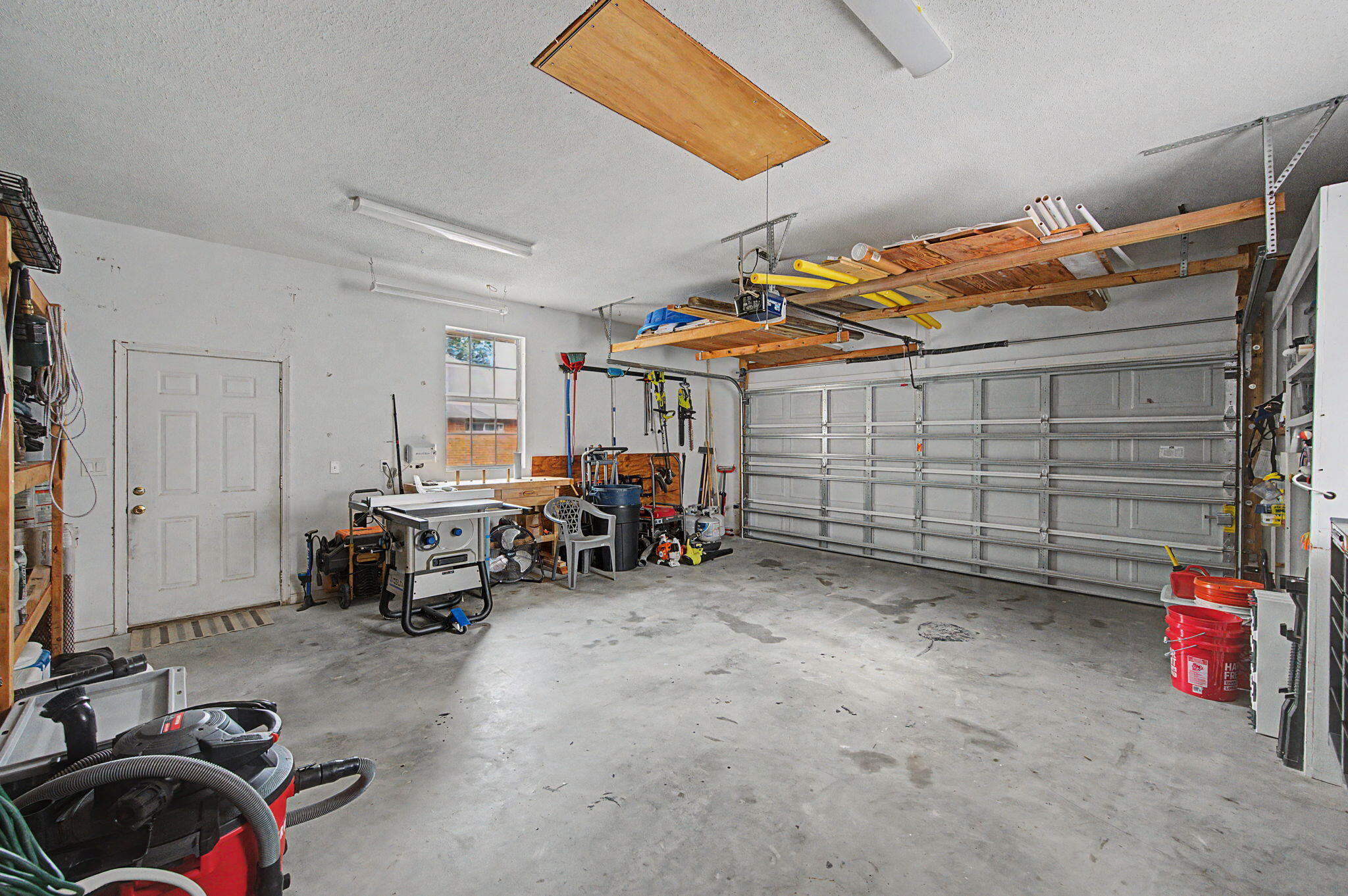 ROCKY BAYOU ESTATES 10B - Residential