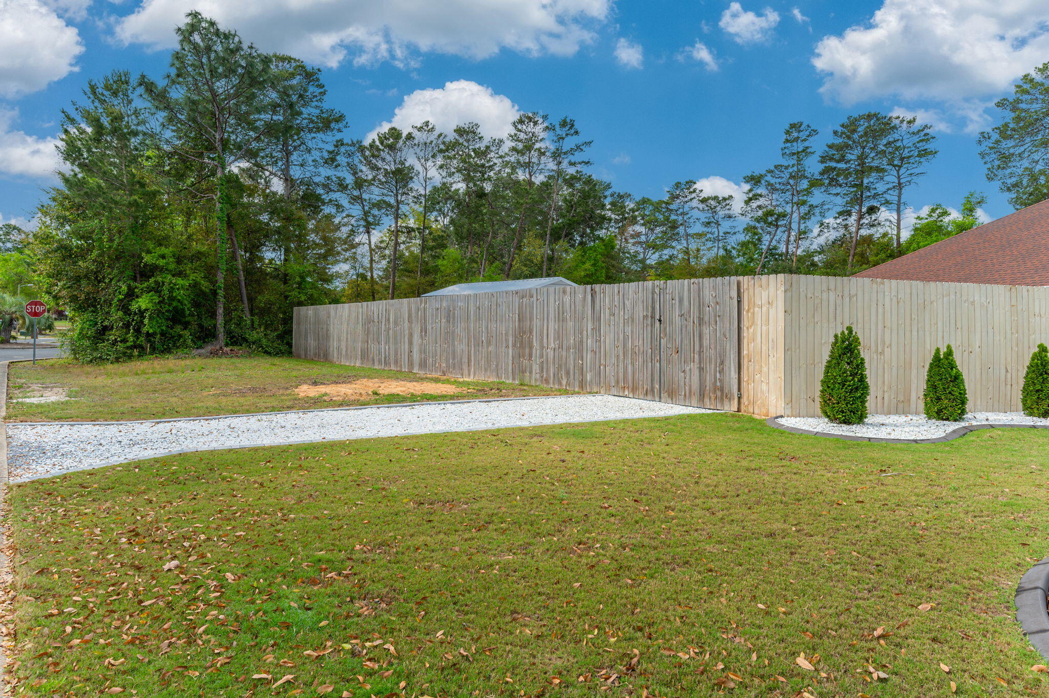 ROCKY BAYOU ESTATES 10B - Residential