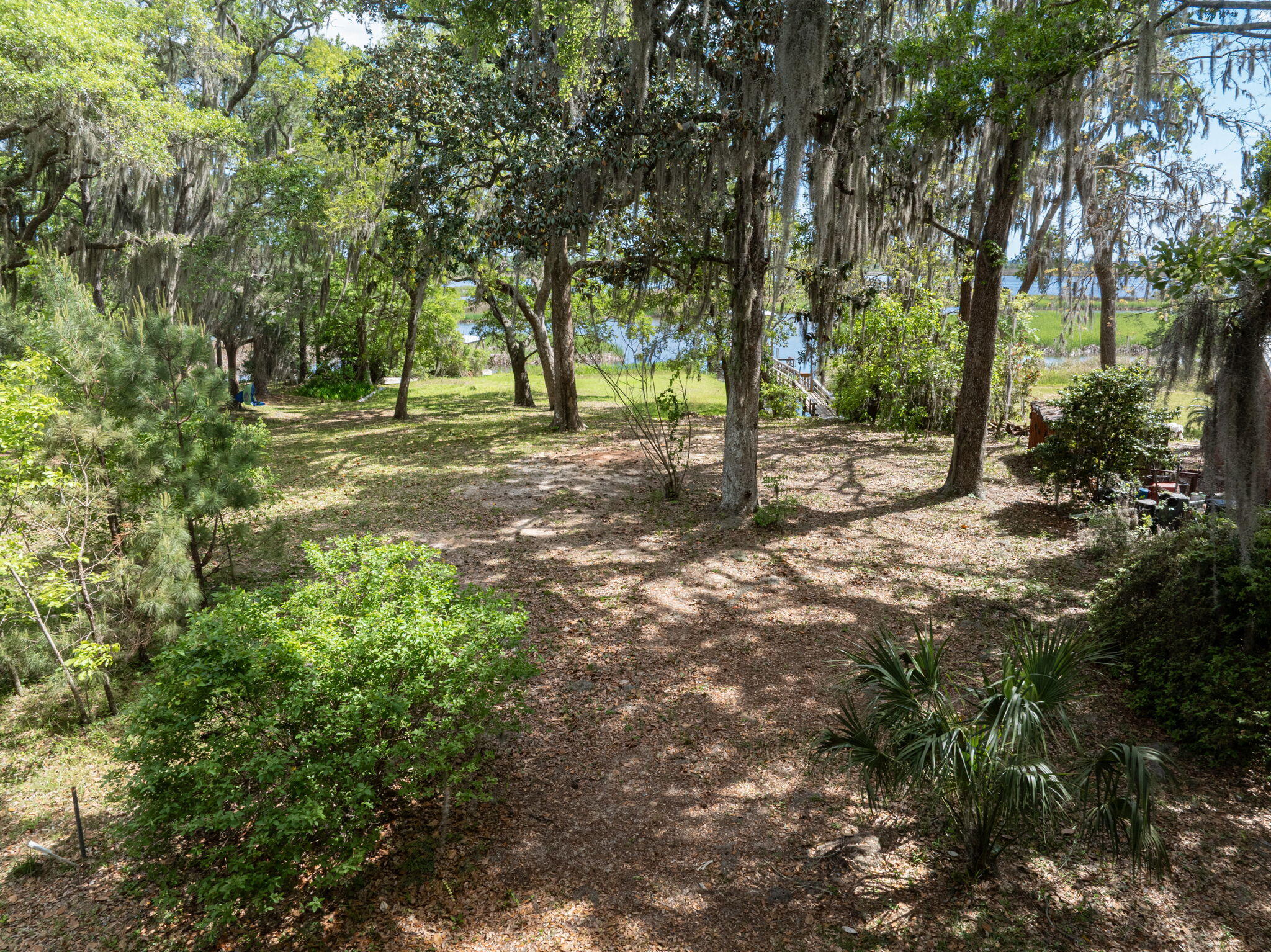 Pitts Bayshore - Land