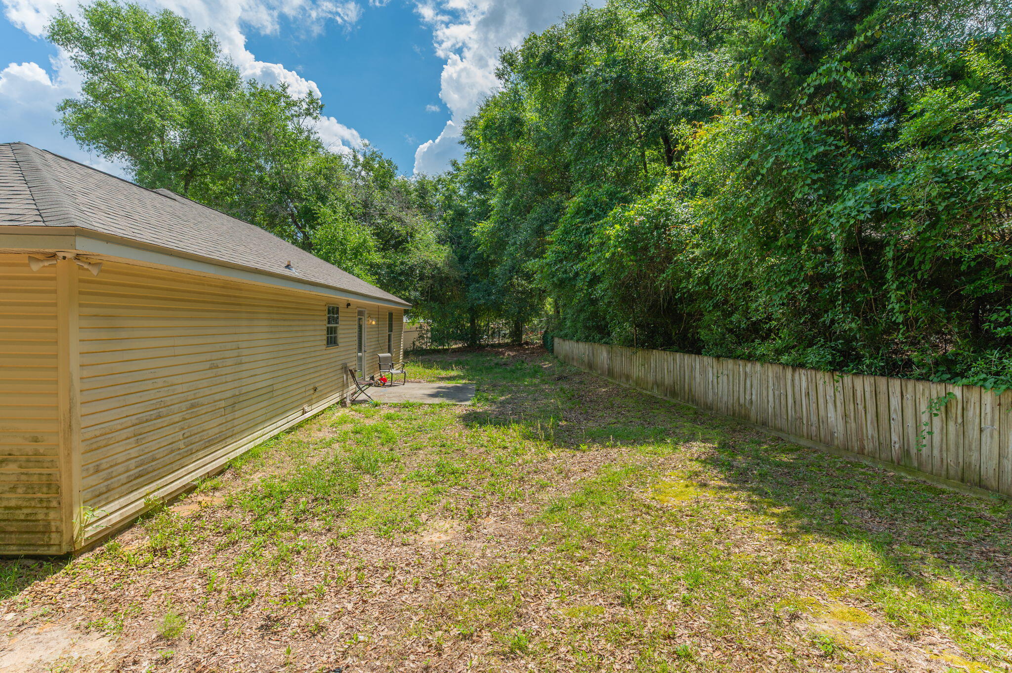 328 Lakeview Drive