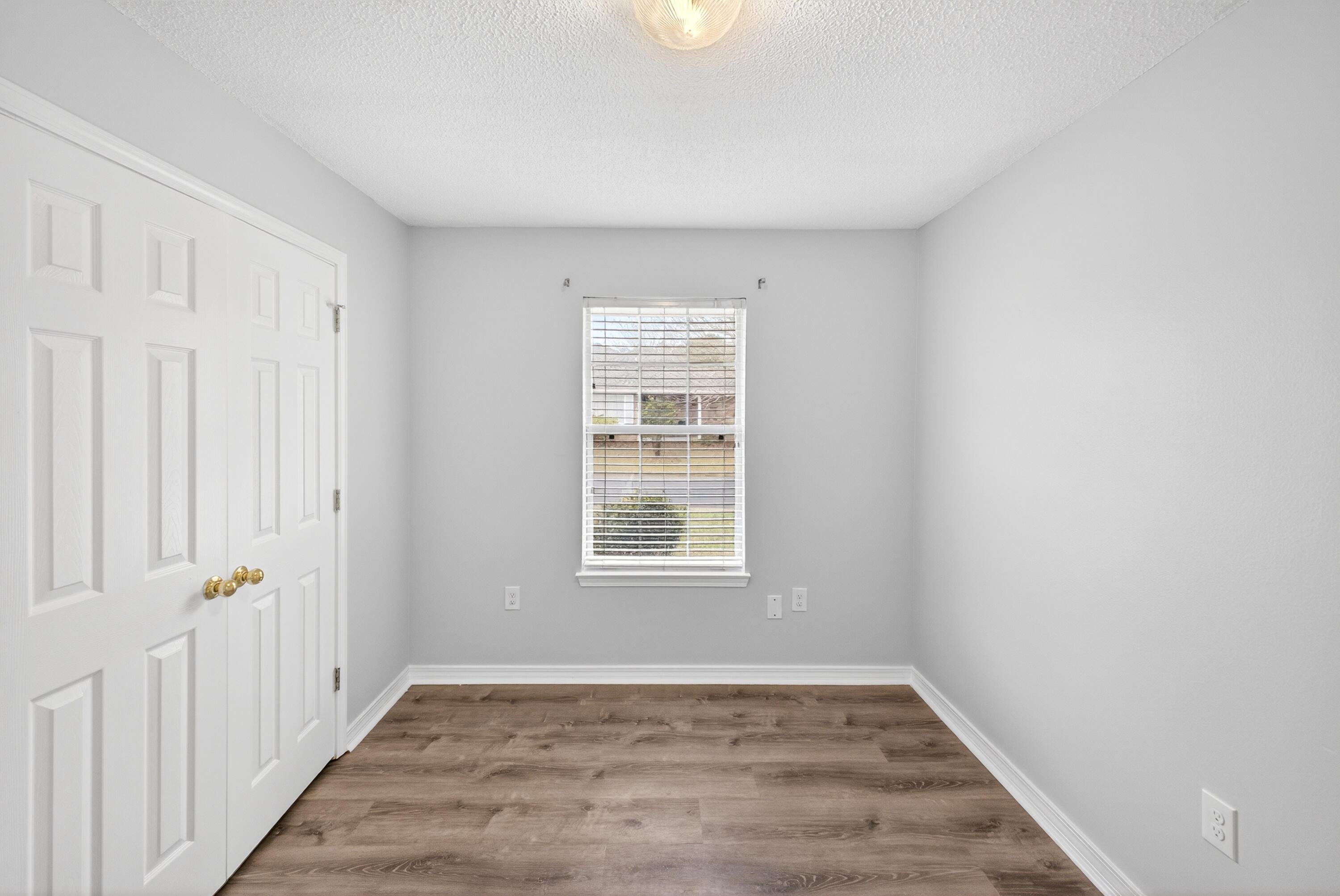 BAYSIDE - Residential