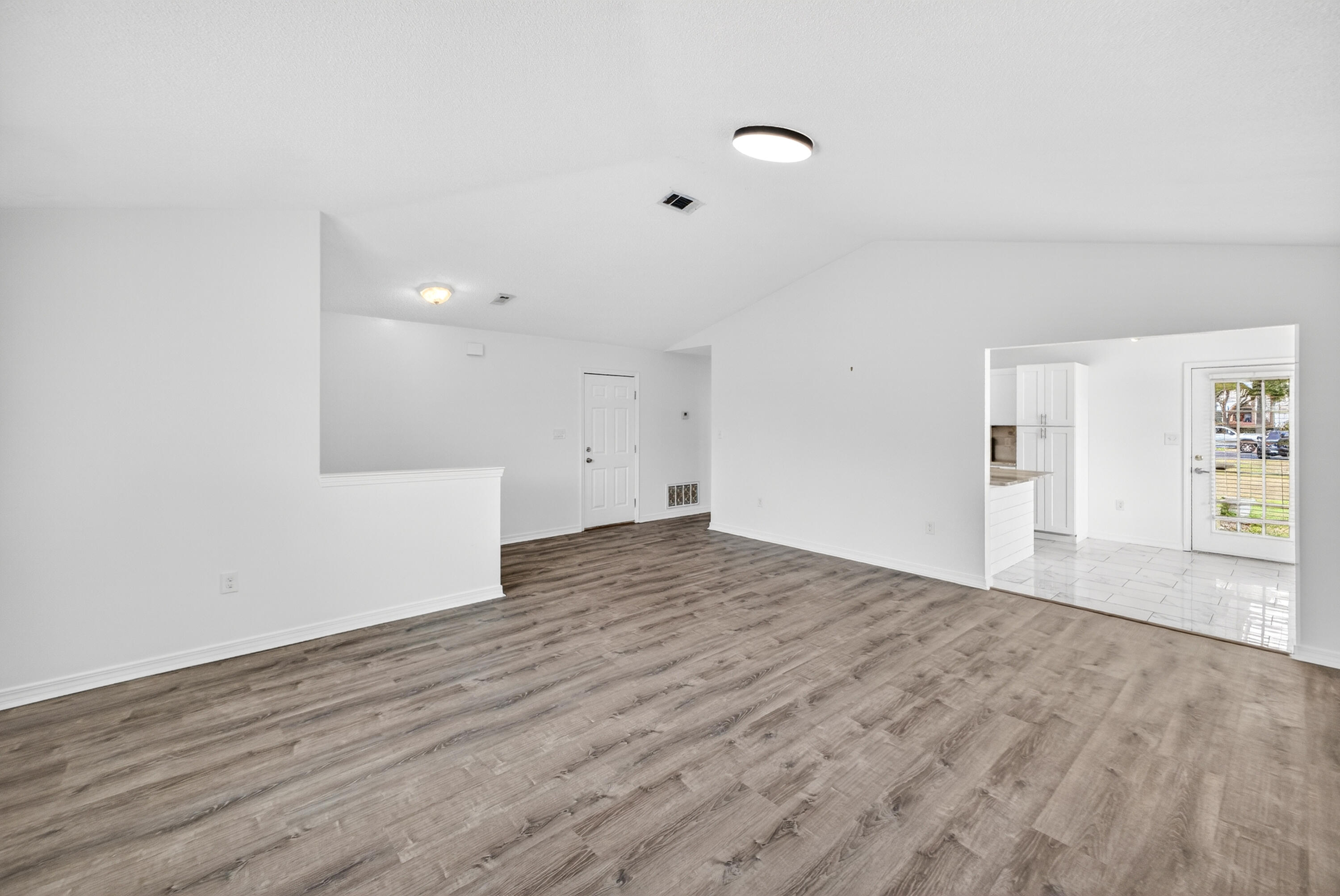 BAYSIDE - Residential