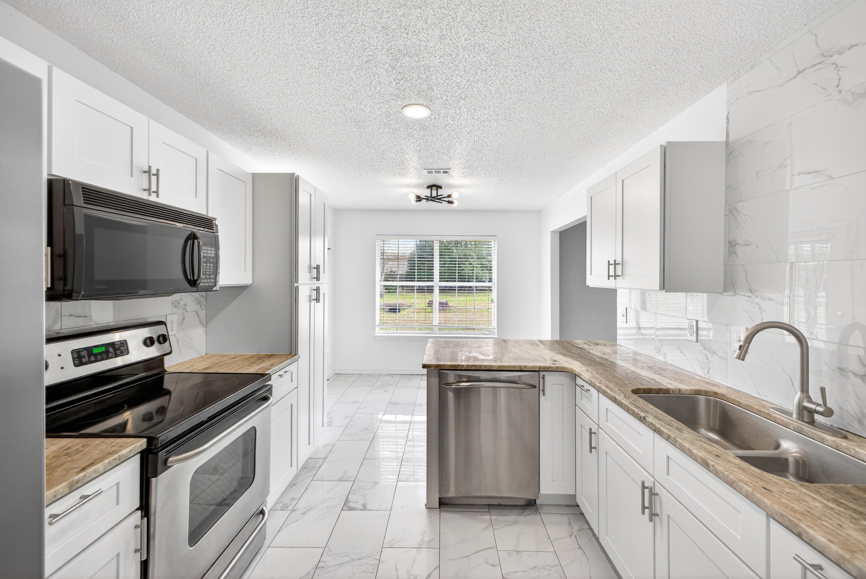 BAYSIDE - Residential