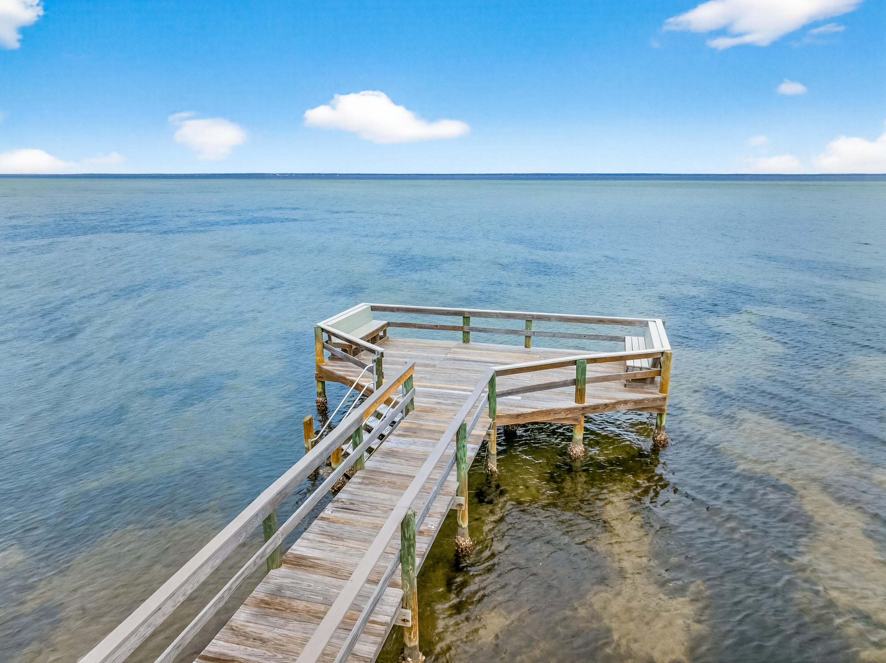 BAYSIDE - Residential