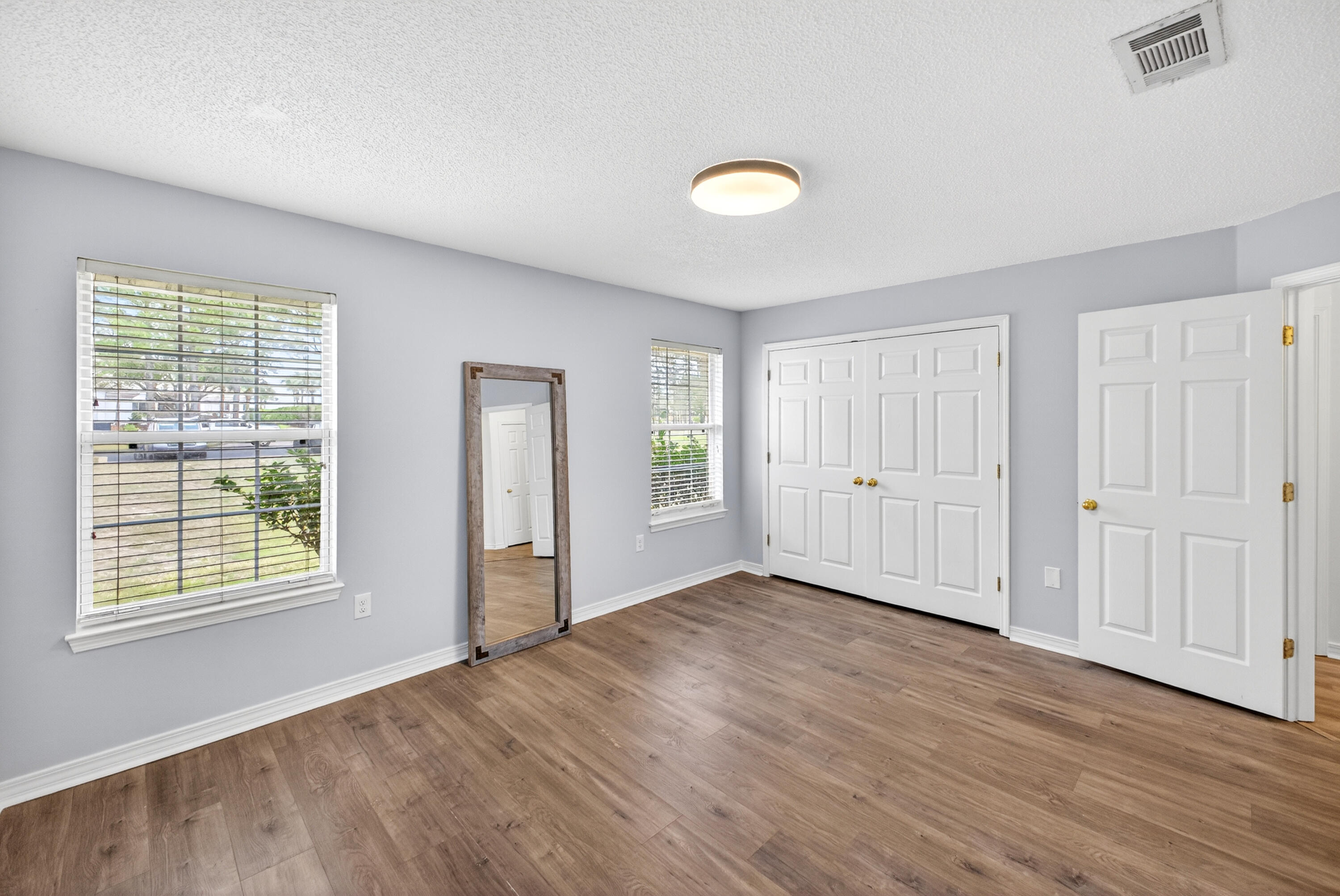 BAYSIDE - Residential