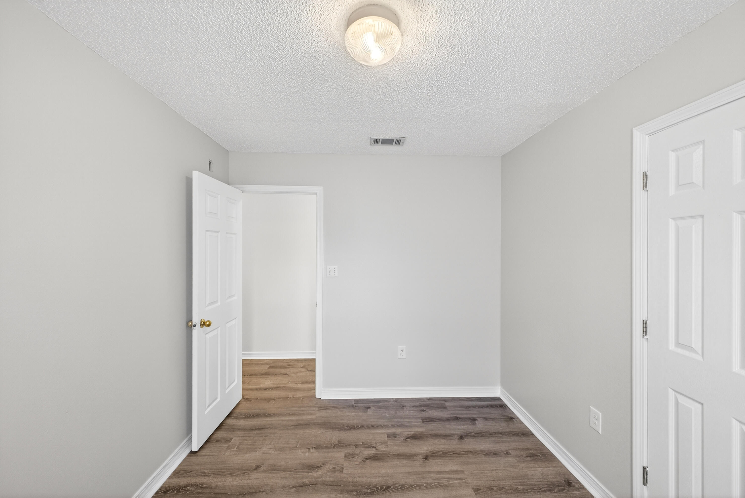 BAYSIDE - Residential