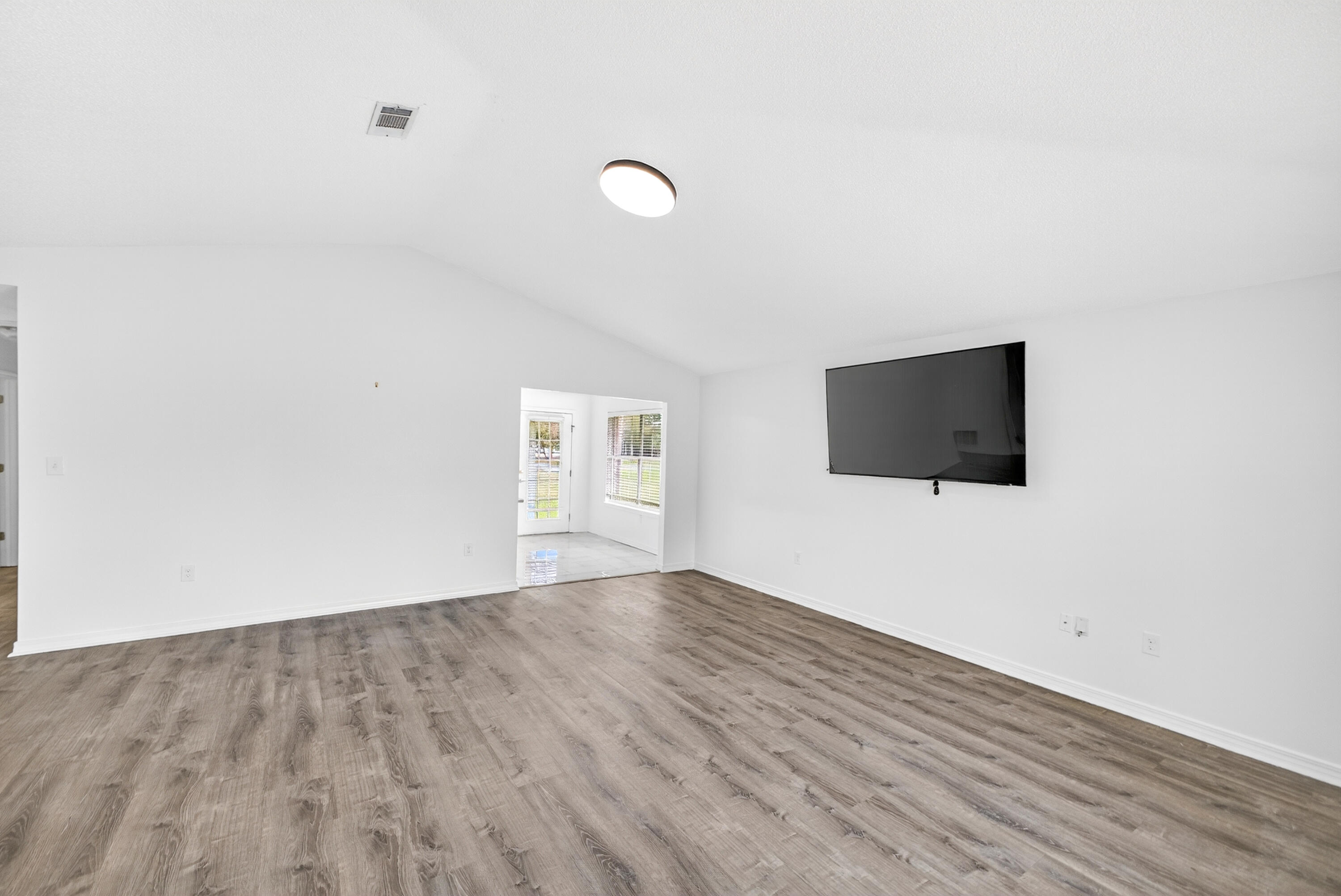 BAYSIDE - Residential