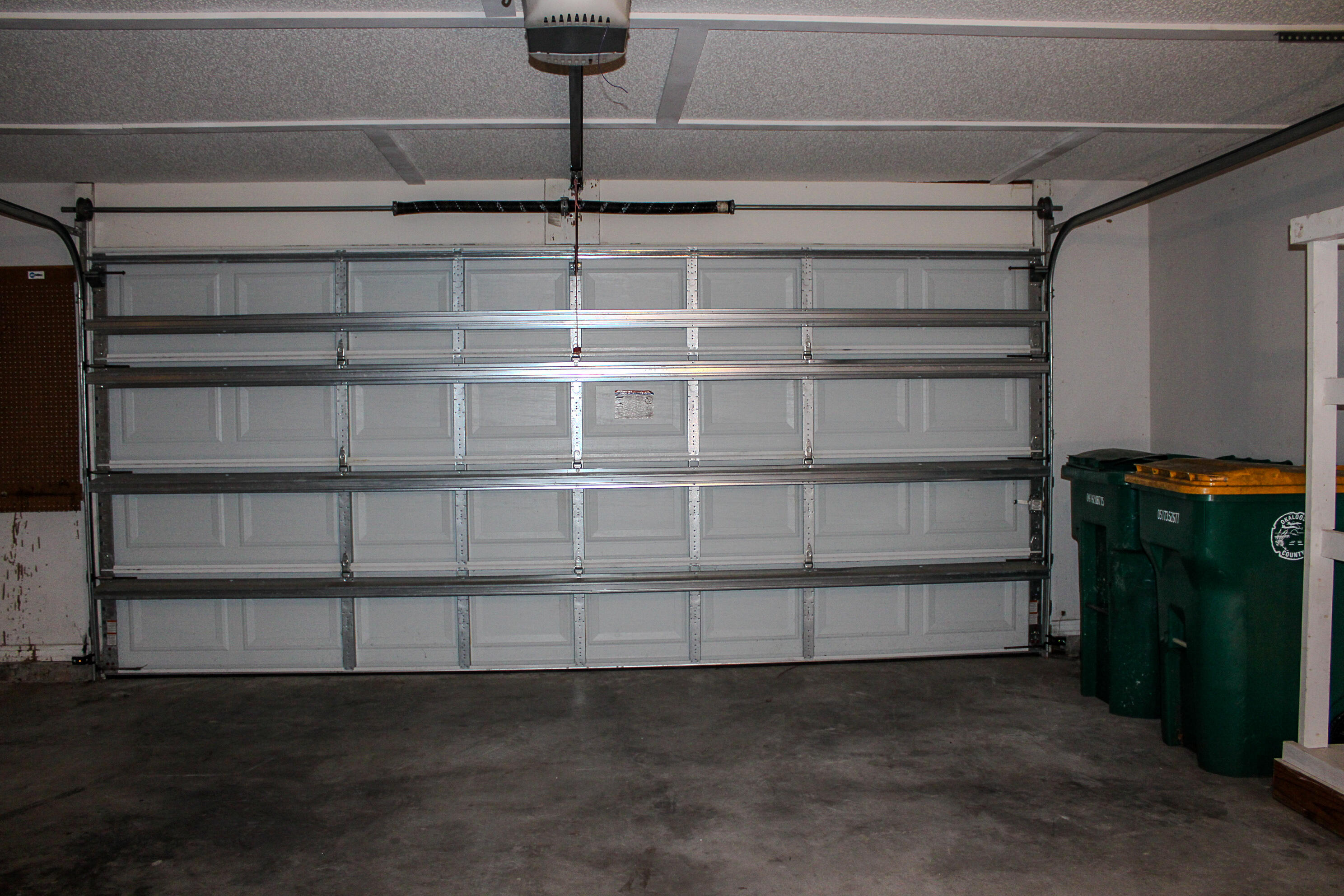 COUNTRYVIEW ESTATES - Residential Lease