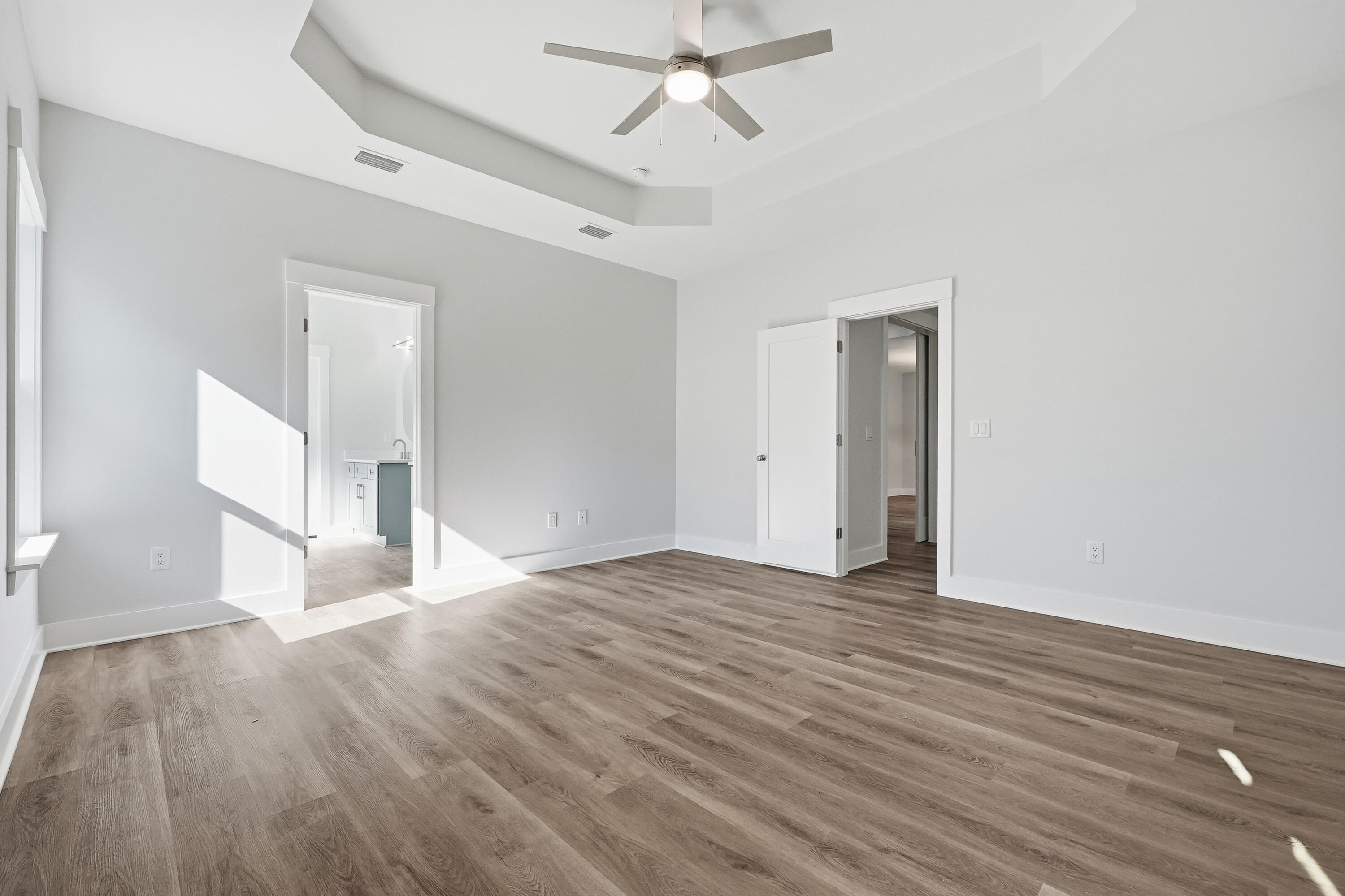 BEG NE COR OF SE1/4 W 1328.7 FT N 110 FT E 4 FT - Residential