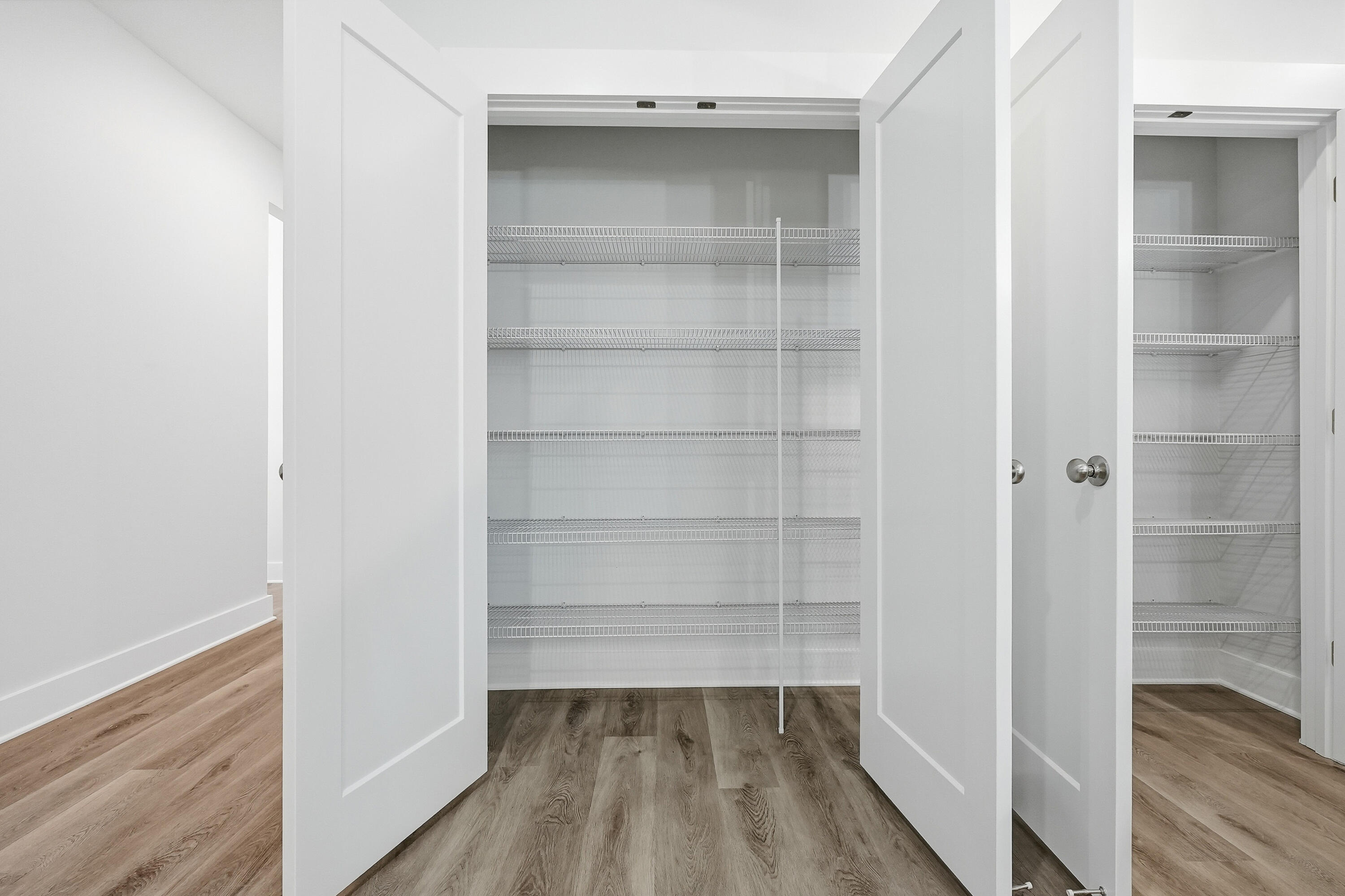 BEG NE COR OF SE1/4 W 1328.7 FT N 110 FT E 4 FT - Residential