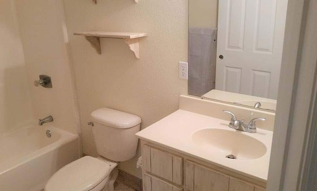 FLORIDA HEIGHTS - Residential Lease