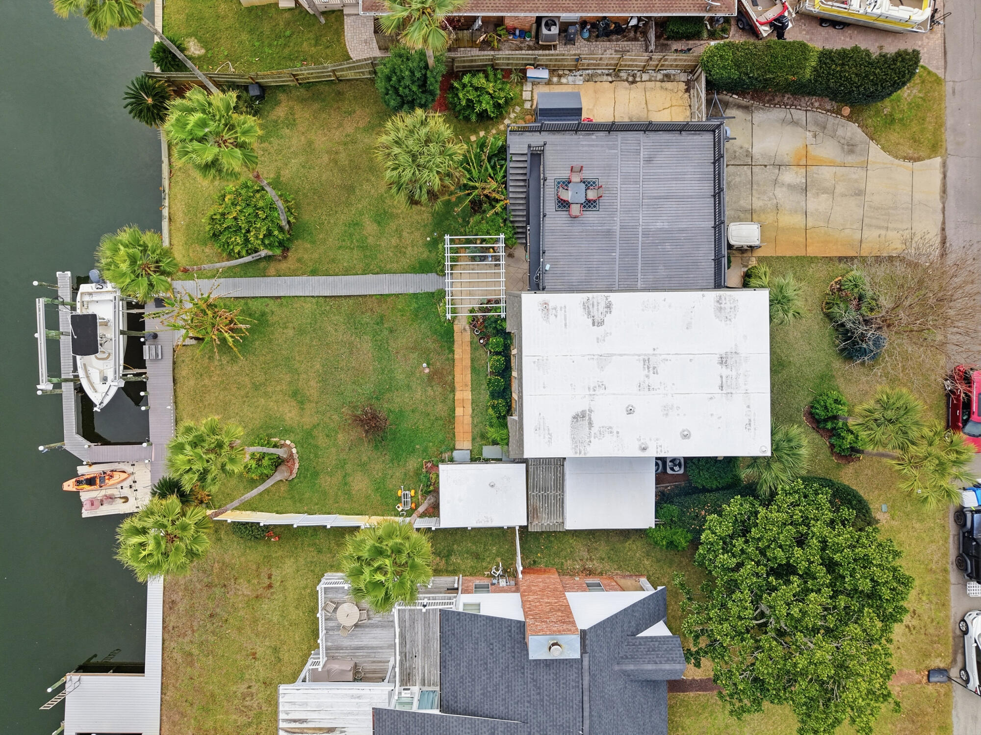 SANTA ROSA SHORES - Residential