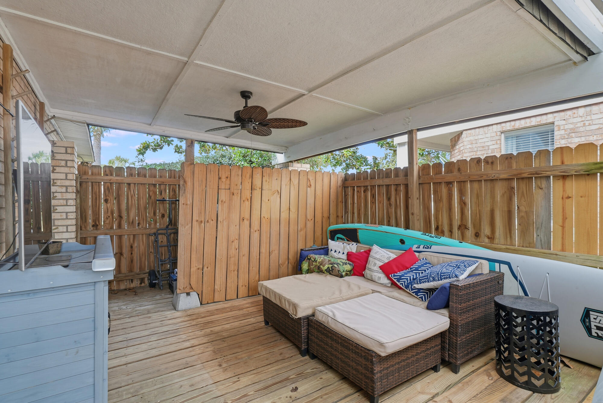 SANTA ROSA SHORES - Residential